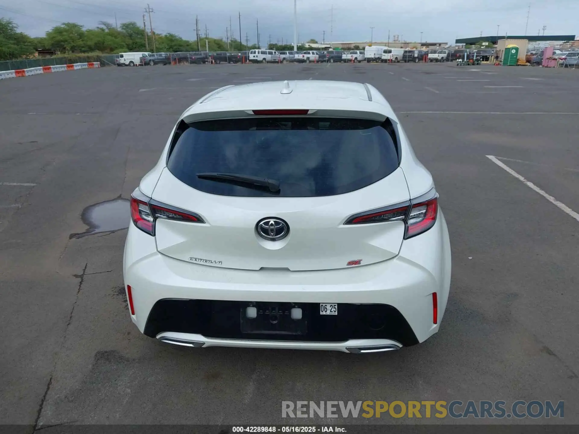 16 fotografías del automóvil dañado JTNK4RBE7K3056072 TOYOTA COROLLA 2019