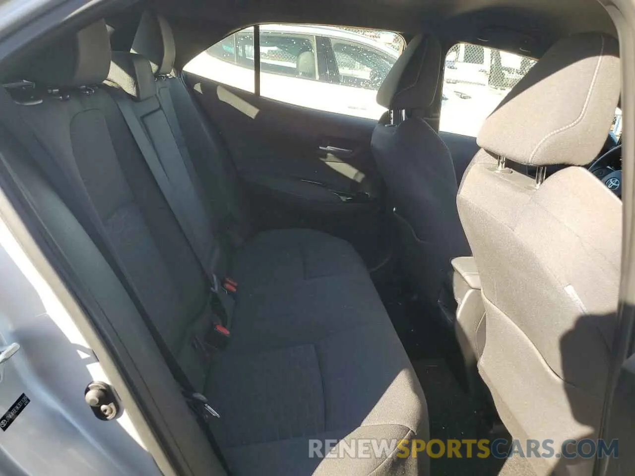 10 fotografías del automóvil dañado JTNK4RBE8K3011089 TOYOTA COROLLA 2019