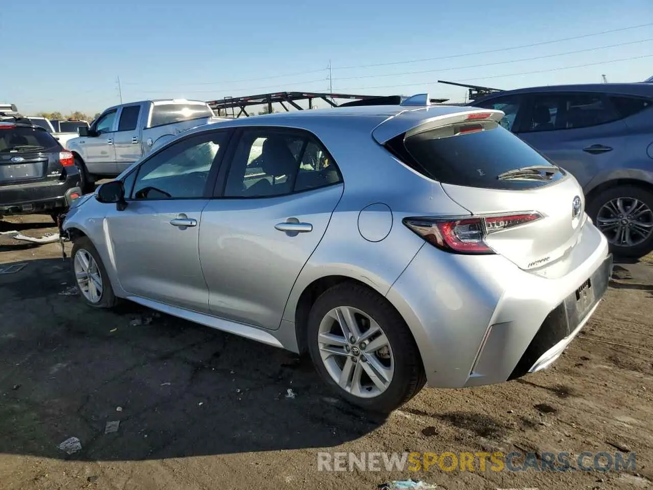 2 fotografías del automóvil dañado JTNK4RBE8K3011089 TOYOTA COROLLA 2019