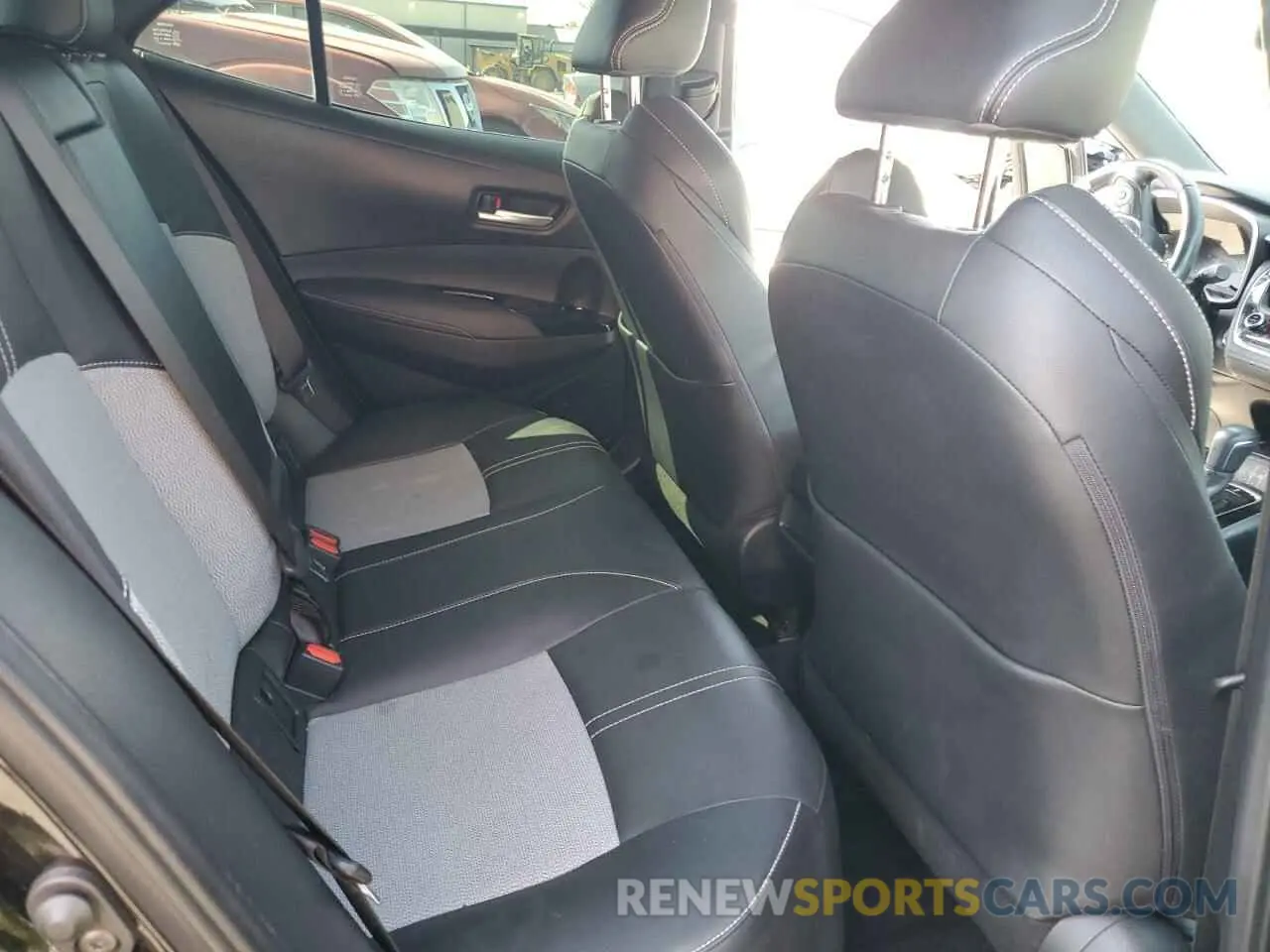 10 fotografías del automóvil dañado JTNK4RBE8K3015630 TOYOTA COROLLA 2019