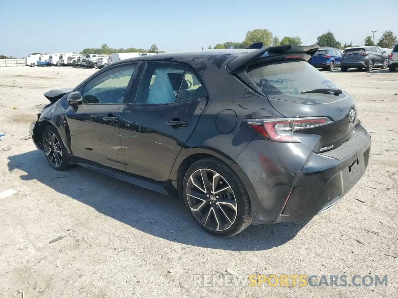 2 fotografías del automóvil dañado JTNK4RBE8K3049471 TOYOTA COROLLA 2019