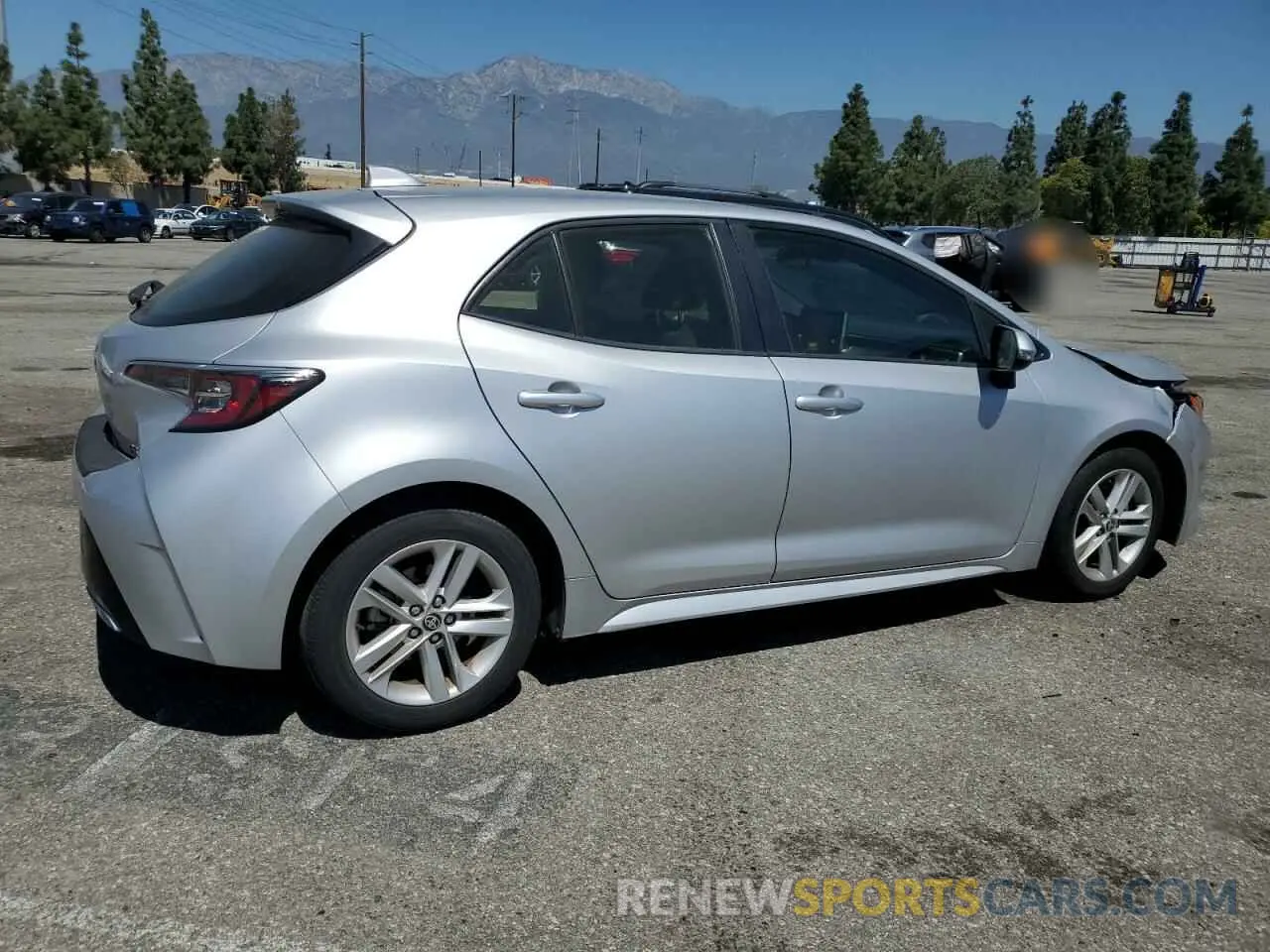 3 fotografías del automóvil dañado JTNK4RBE9K3012509 TOYOTA COROLLA 2019