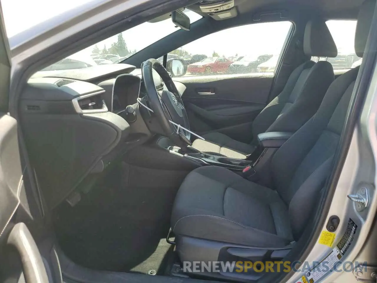 7 fotografías del automóvil dañado JTNK4RBE9K3012509 TOYOTA COROLLA 2019