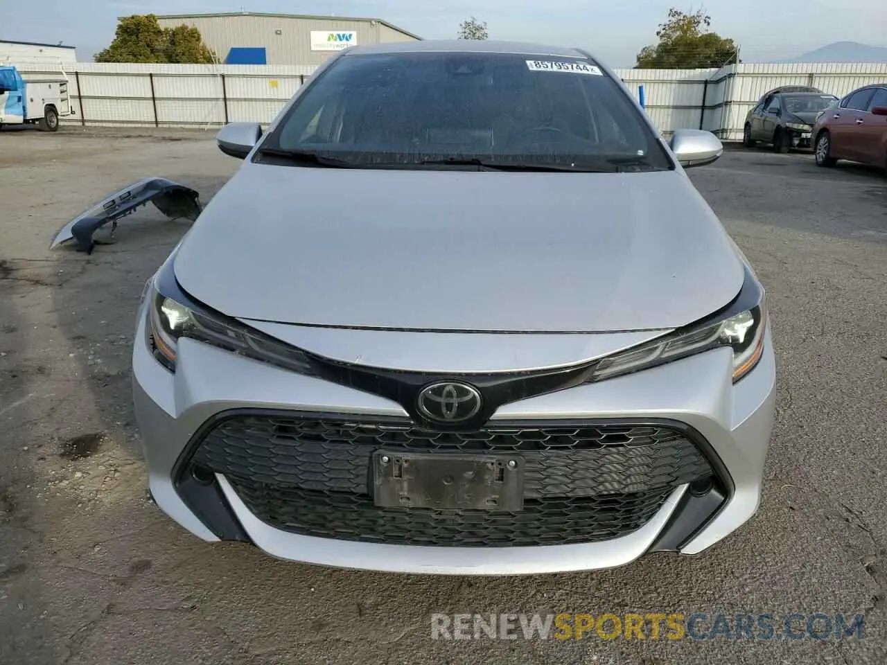 5 fotografías del automóvil dañado JTNK4RBE9K3022974 TOYOTA COROLLA 2019