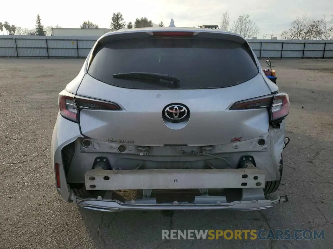 6 fotografías del automóvil dañado JTNK4RBE9K3022974 TOYOTA COROLLA 2019