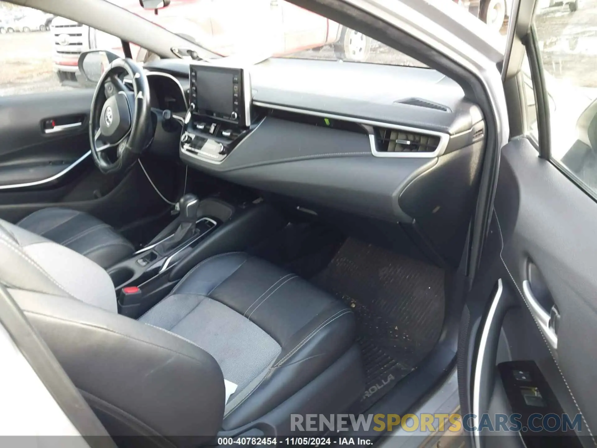 5 fotografías del automóvil dañado JTNK4RBE9K3037149 TOYOTA COROLLA 2019