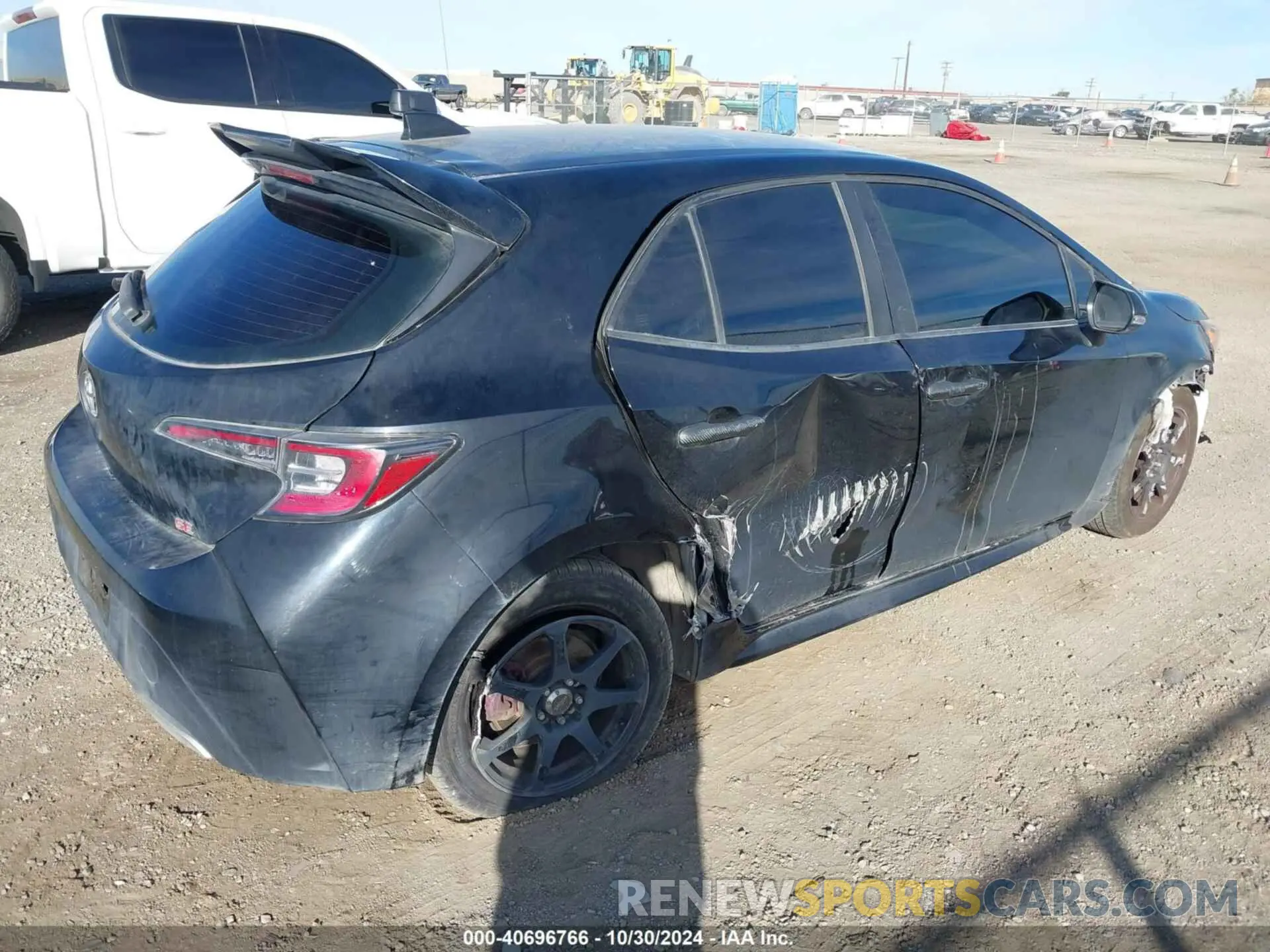4 fotografías del automóvil dañado JTNK4RBEXK3004841 TOYOTA COROLLA 2019