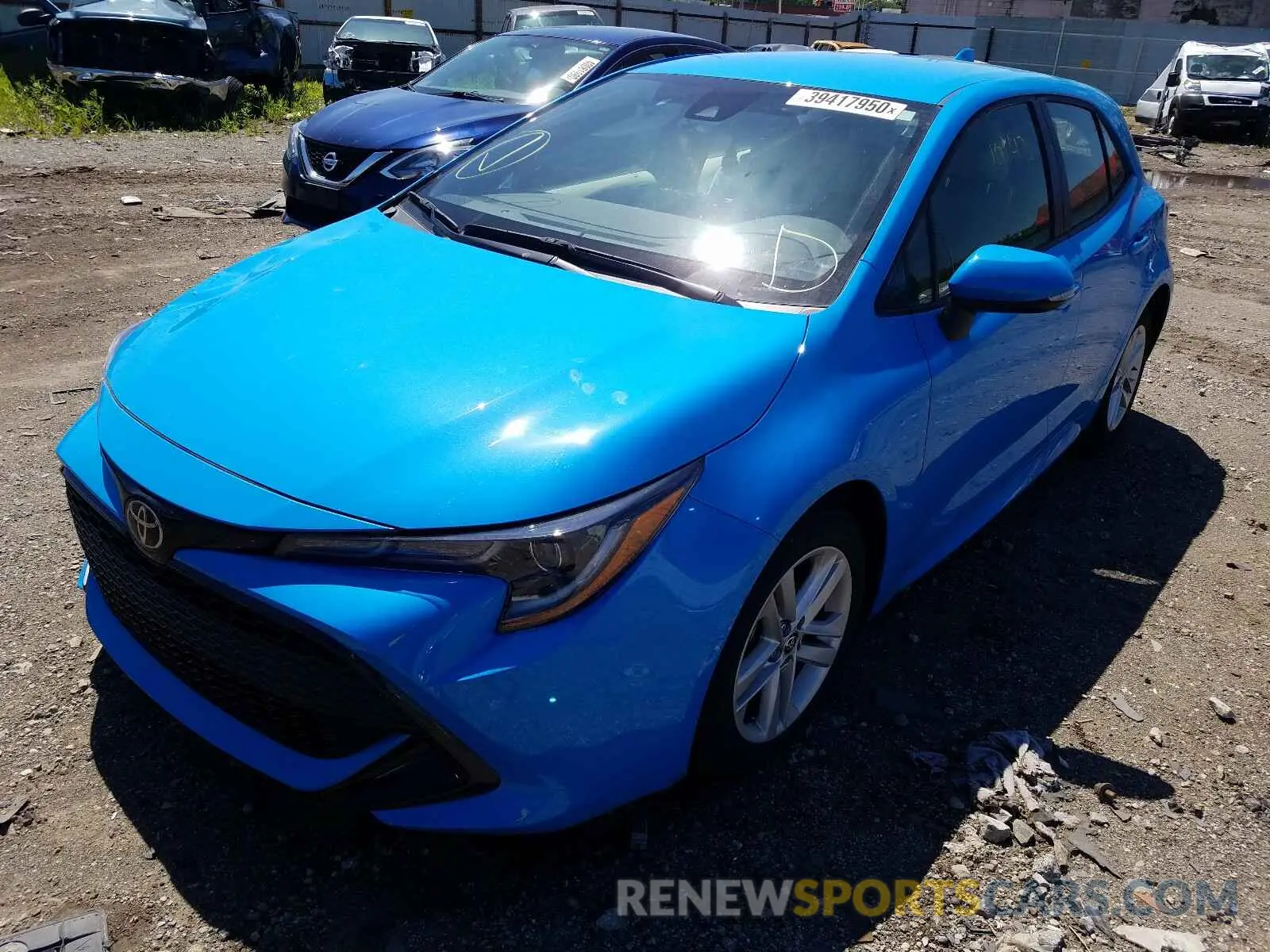 2 fotografías del automóvil dañado JTNK4RBEXK3005679 TOYOTA COROLLA 2019