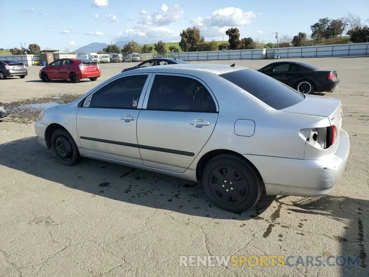 2 fotografías del automóvil dañado 1NXBR32E25Z453573 TOYOTA COROLLA 2020