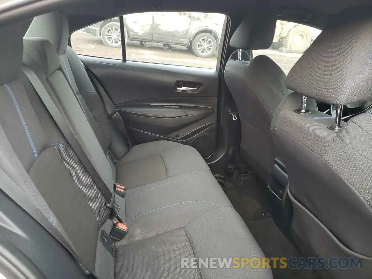 10 fotografías del automóvil dañado 5YFB4RBE6LP009743 TOYOTA COROLLA 2020