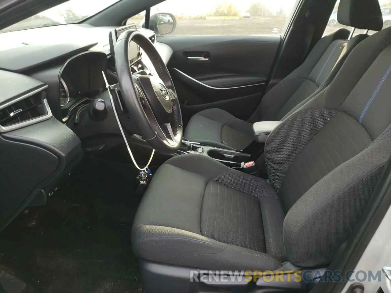 7 fotografías del automóvil dañado 5YFB4RBE6LP009743 TOYOTA COROLLA 2020