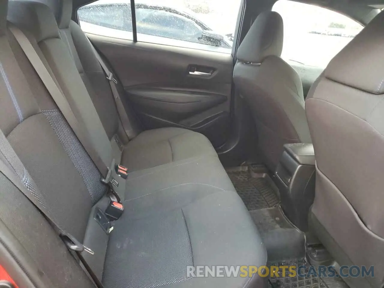 10 fotografías del automóvil dañado 5YFB4RBE7LP024980 TOYOTA COROLLA 2020