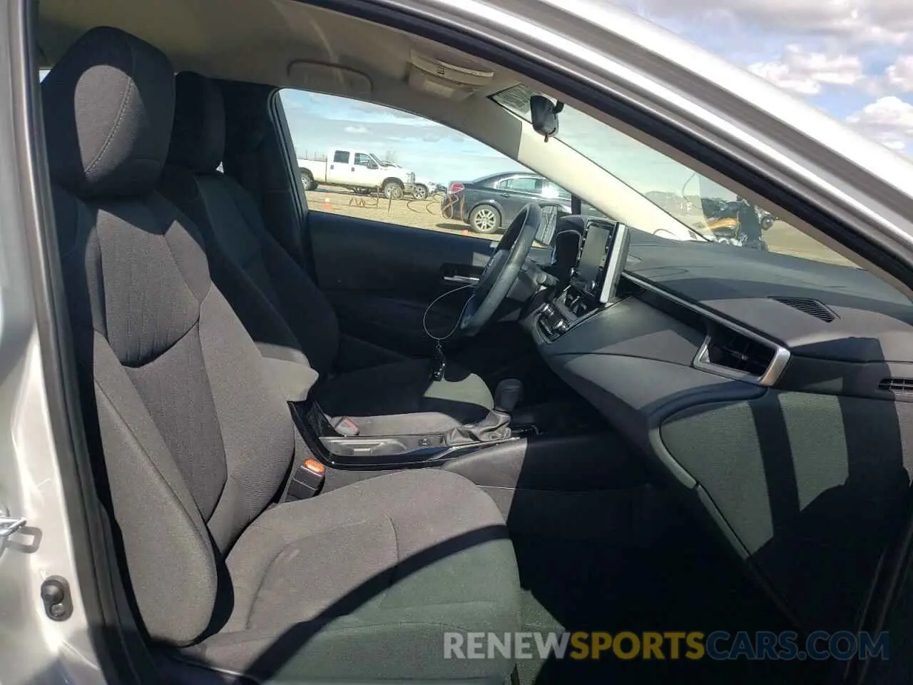 5 fotografías del automóvil dañado 5YFBPRBE2LP136366 TOYOTA COROLLA 2020