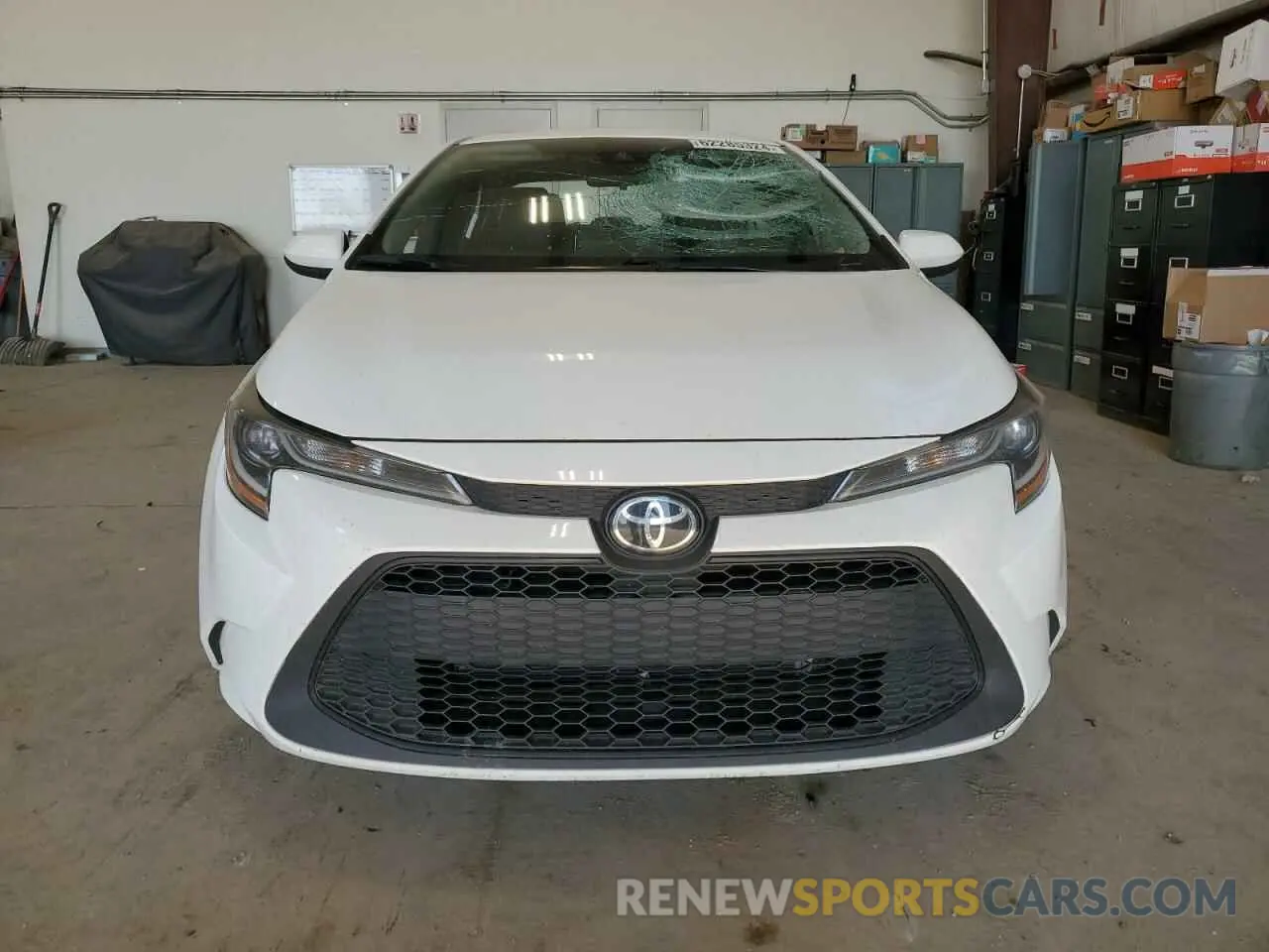 5 fotografías del automóvil dañado 5YFBPRBEXLP111652 TOYOTA COROLLA 2020
