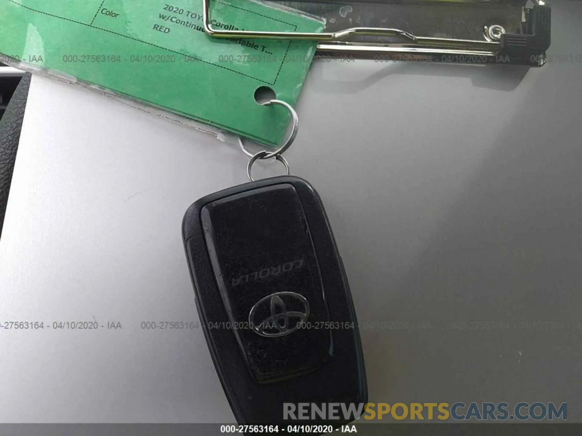 11 fotografías del automóvil dañado 5YFDPRAE0LP065940 TOYOTA COROLLA 2020