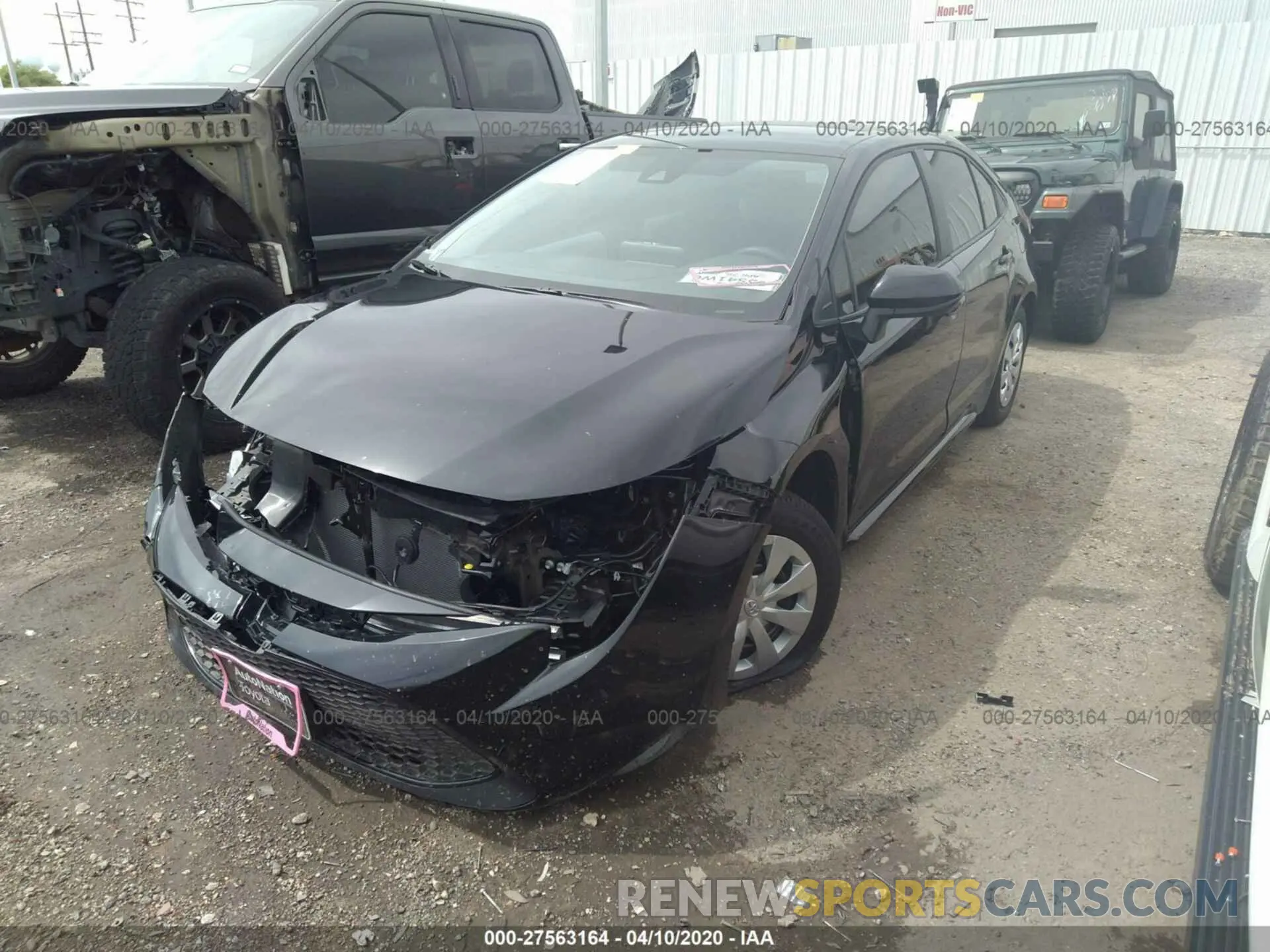 2 fotografías del automóvil dañado 5YFDPRAE0LP065940 TOYOTA COROLLA 2020