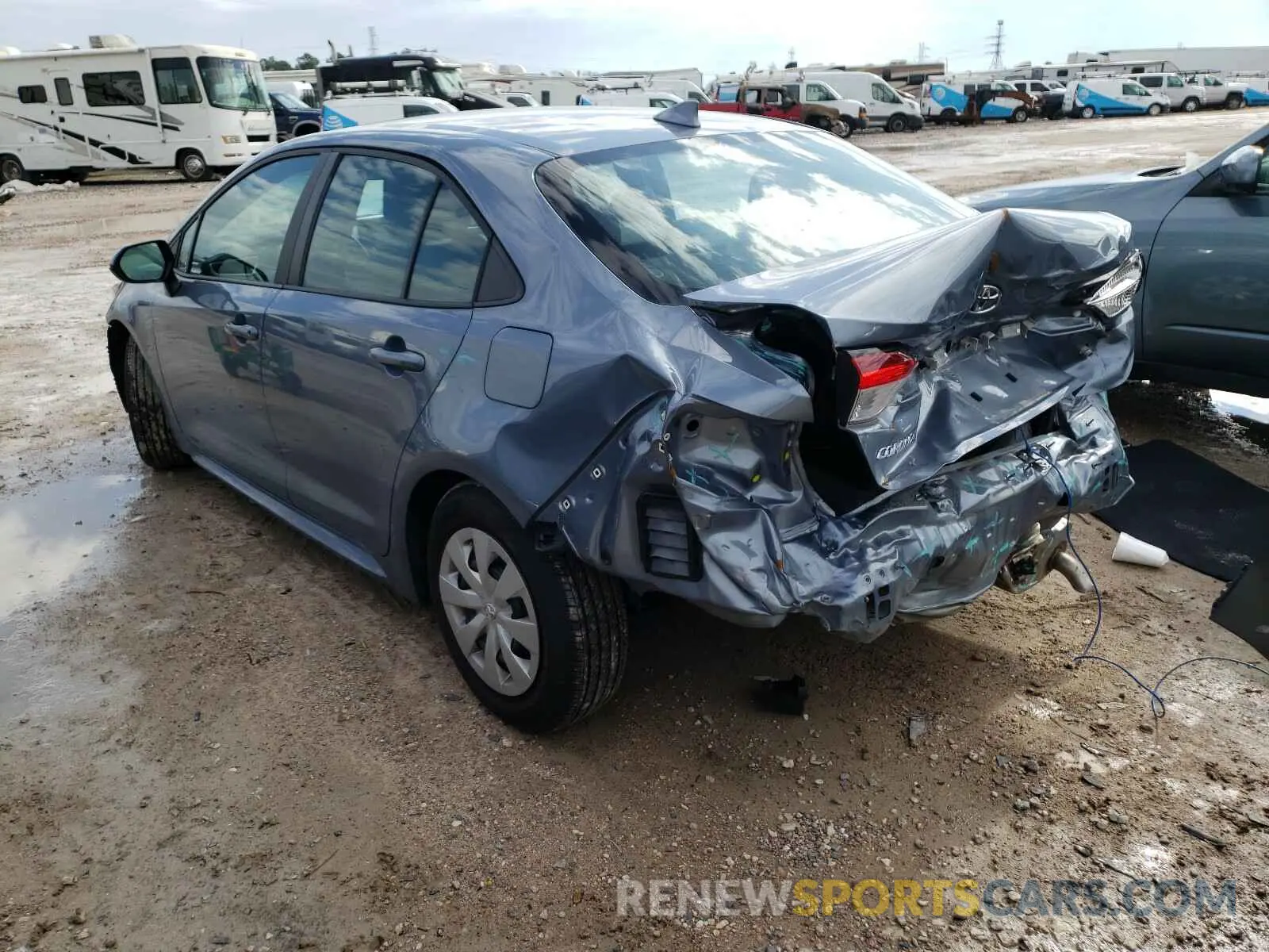 3 fotografías del automóvil dañado 5YFDPRAE0LP122413 TOYOTA COROLLA 2020