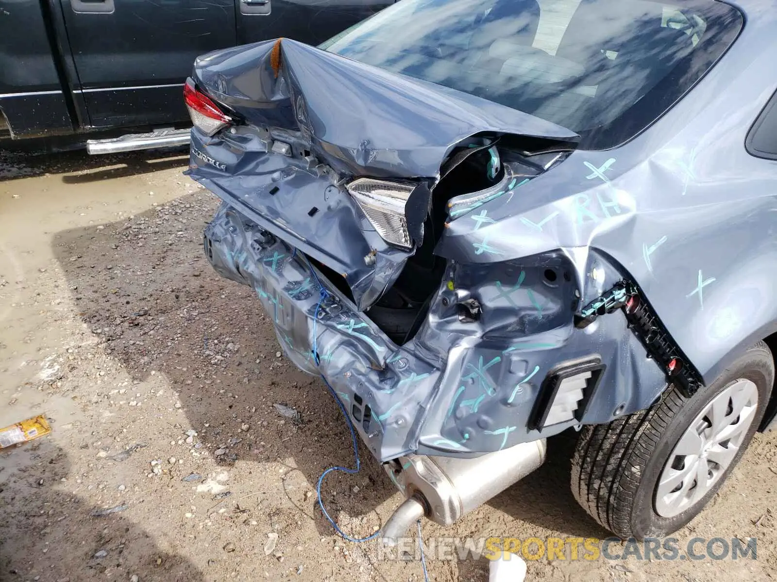 9 fotografías del automóvil dañado 5YFDPRAE0LP122413 TOYOTA COROLLA 2020