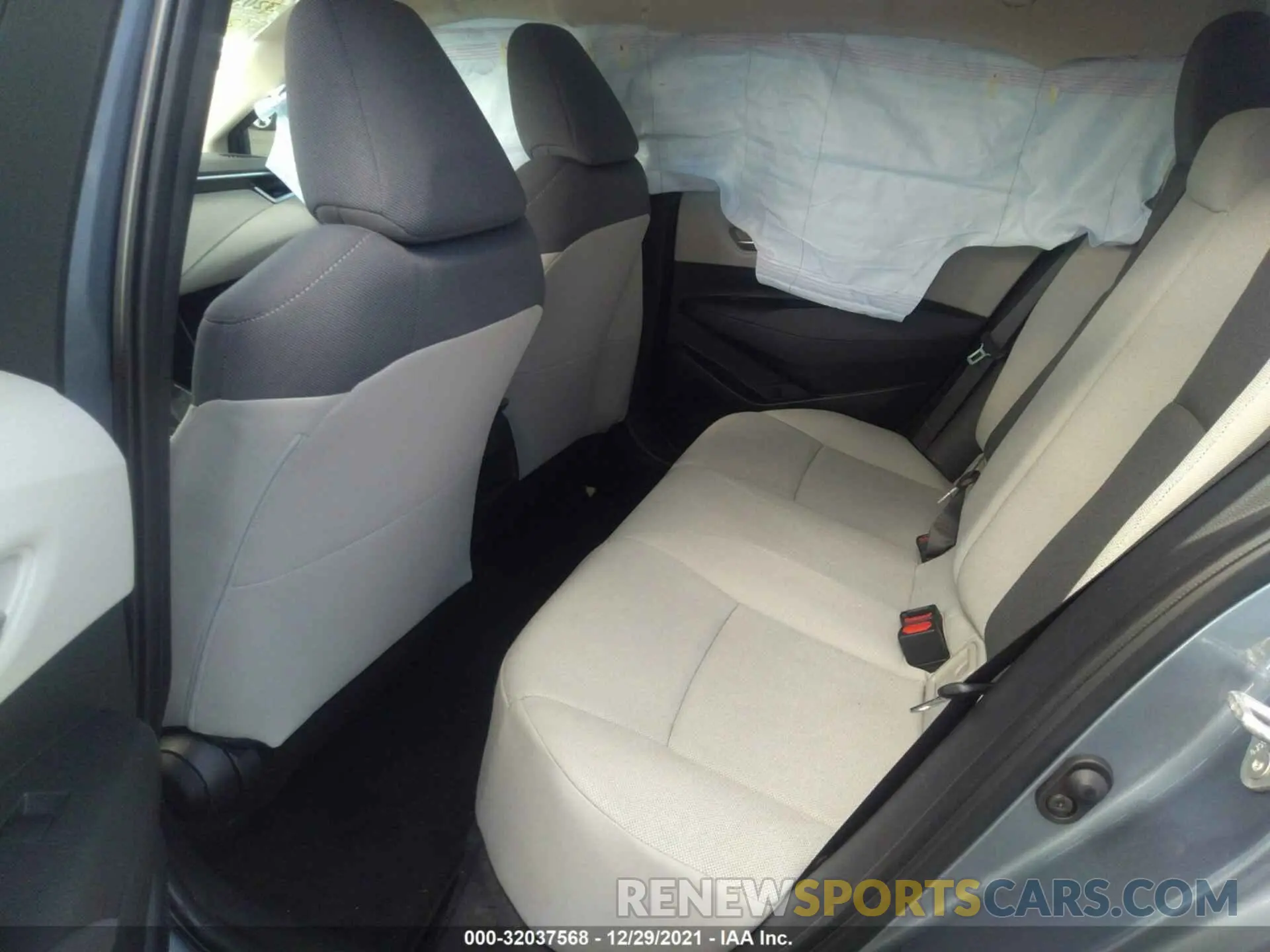 8 fotografías del automóvil dañado 5YFDPRAE1LP054204 TOYOTA COROLLA 2020