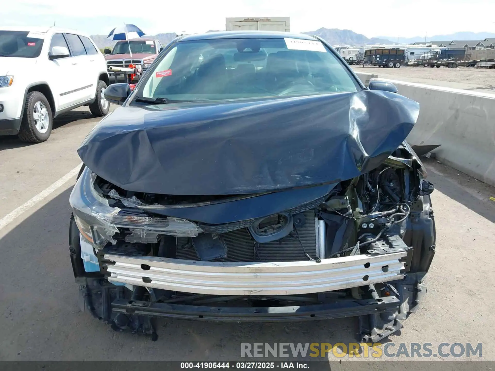 13 fotografías del automóvil dañado 5YFDPRAE2LP073568 TOYOTA COROLLA 2020