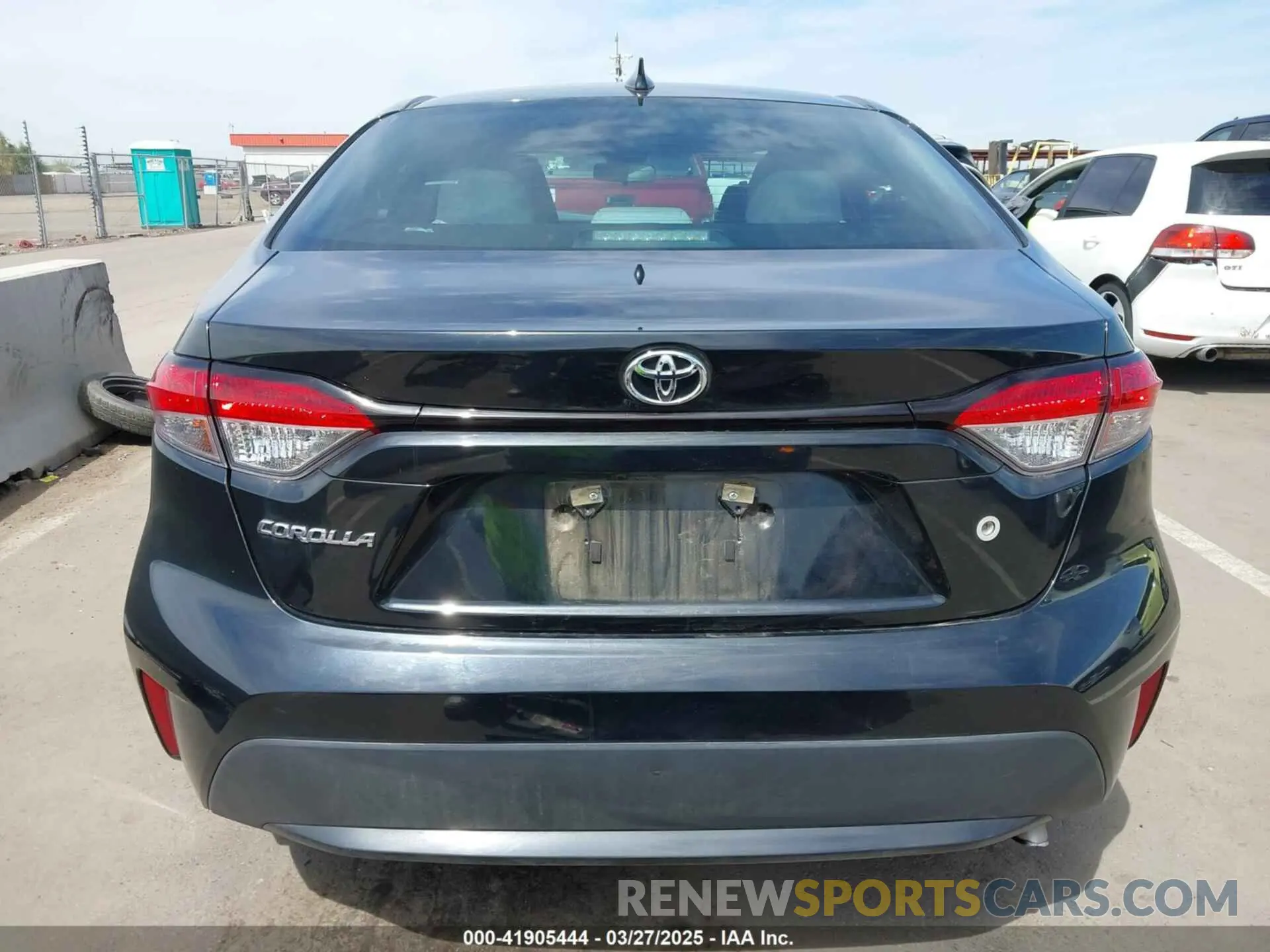 17 fotografías del automóvil dañado 5YFDPRAE2LP073568 TOYOTA COROLLA 2020