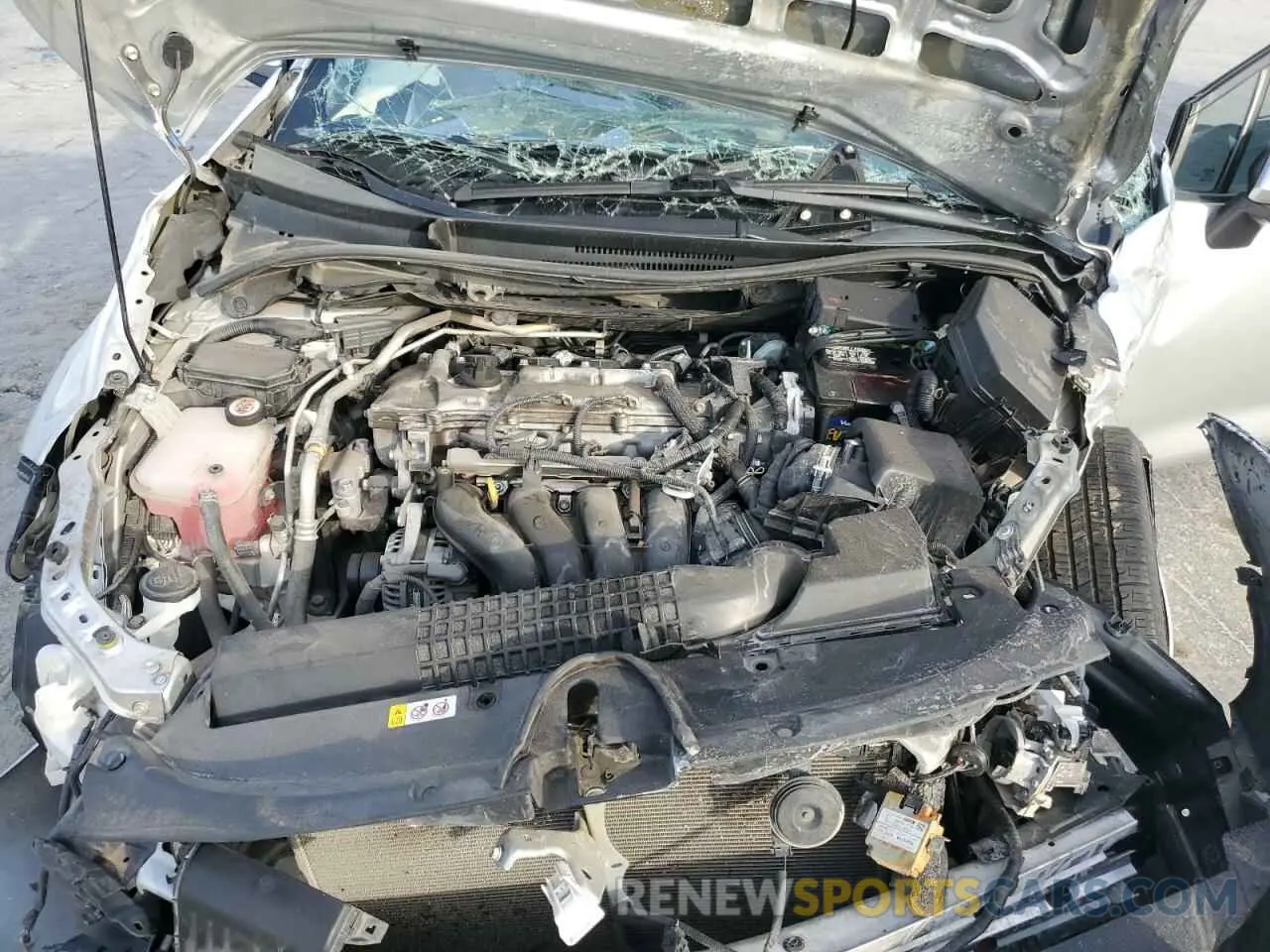 11 fotografías del automóvil dañado 5YFDPRAE2LP107623 TOYOTA COROLLA 2020