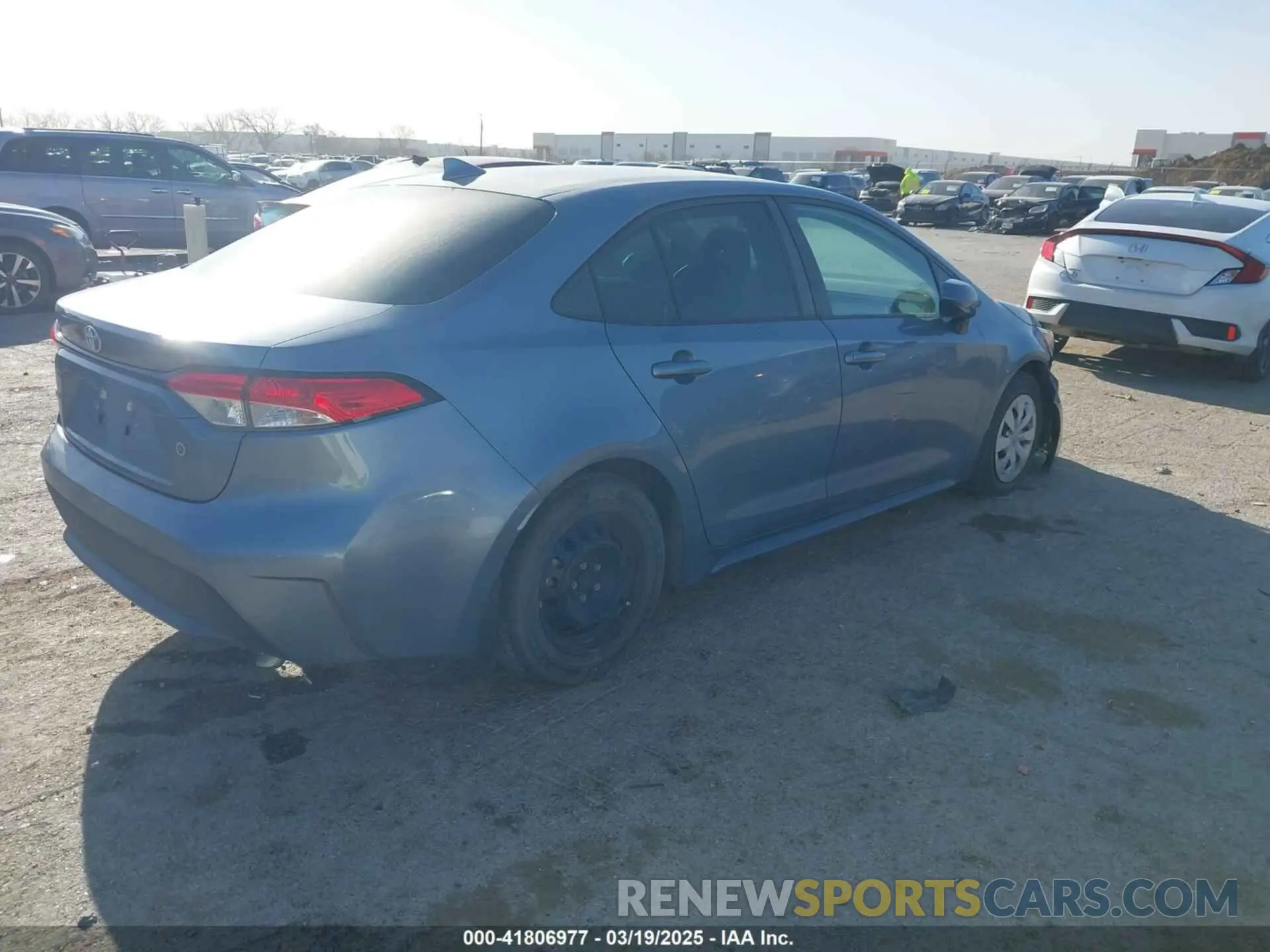 4 fotografías del automóvil dañado 5YFDPRAE2LP129573 TOYOTA COROLLA 2020