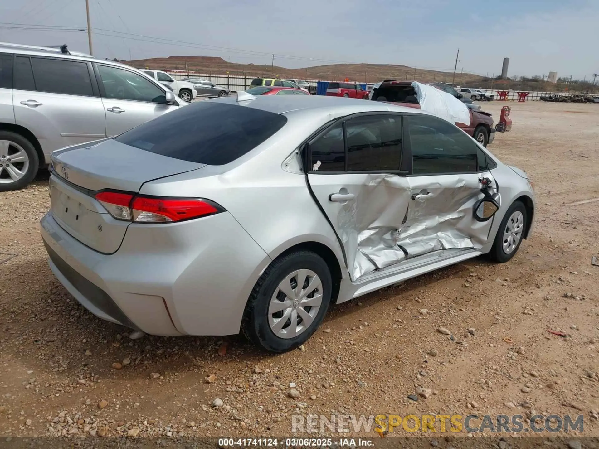 4 fotografías del automóvil dañado 5YFDPRAE3LP004632 TOYOTA COROLLA 2020