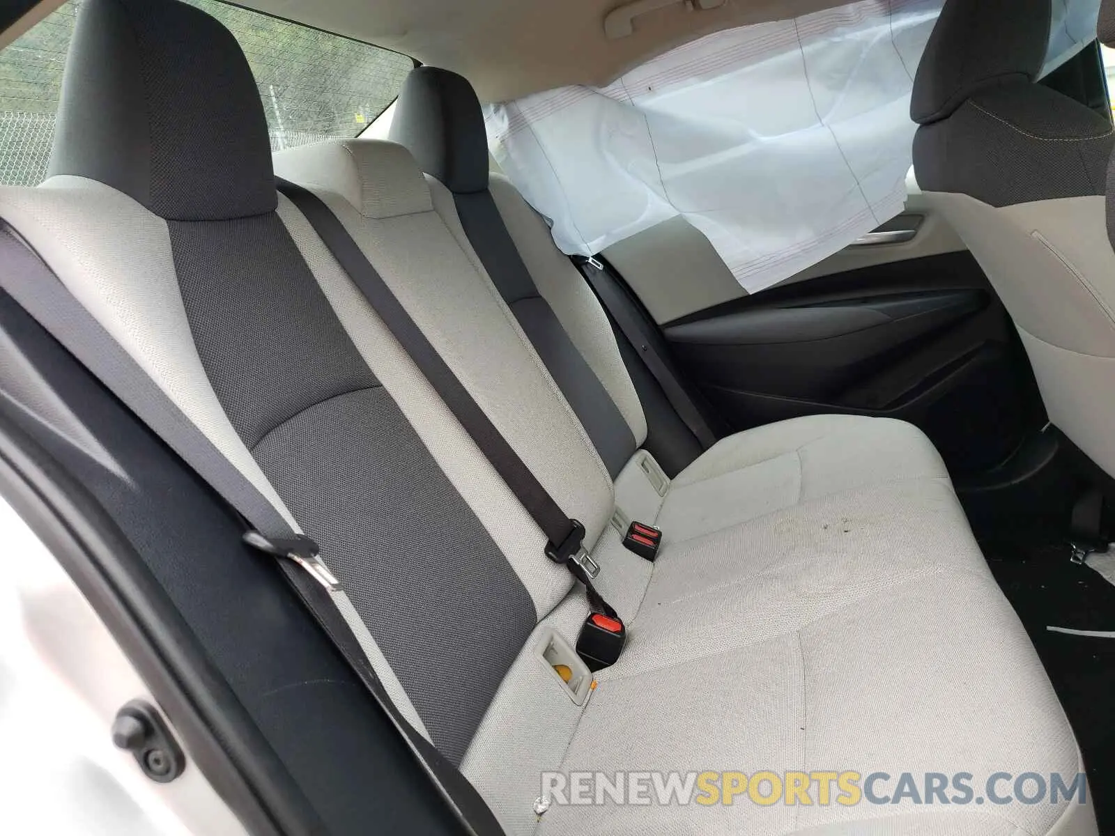 6 fotografías del automóvil dañado 5YFDPRAE3LP037176 TOYOTA COROLLA 2020