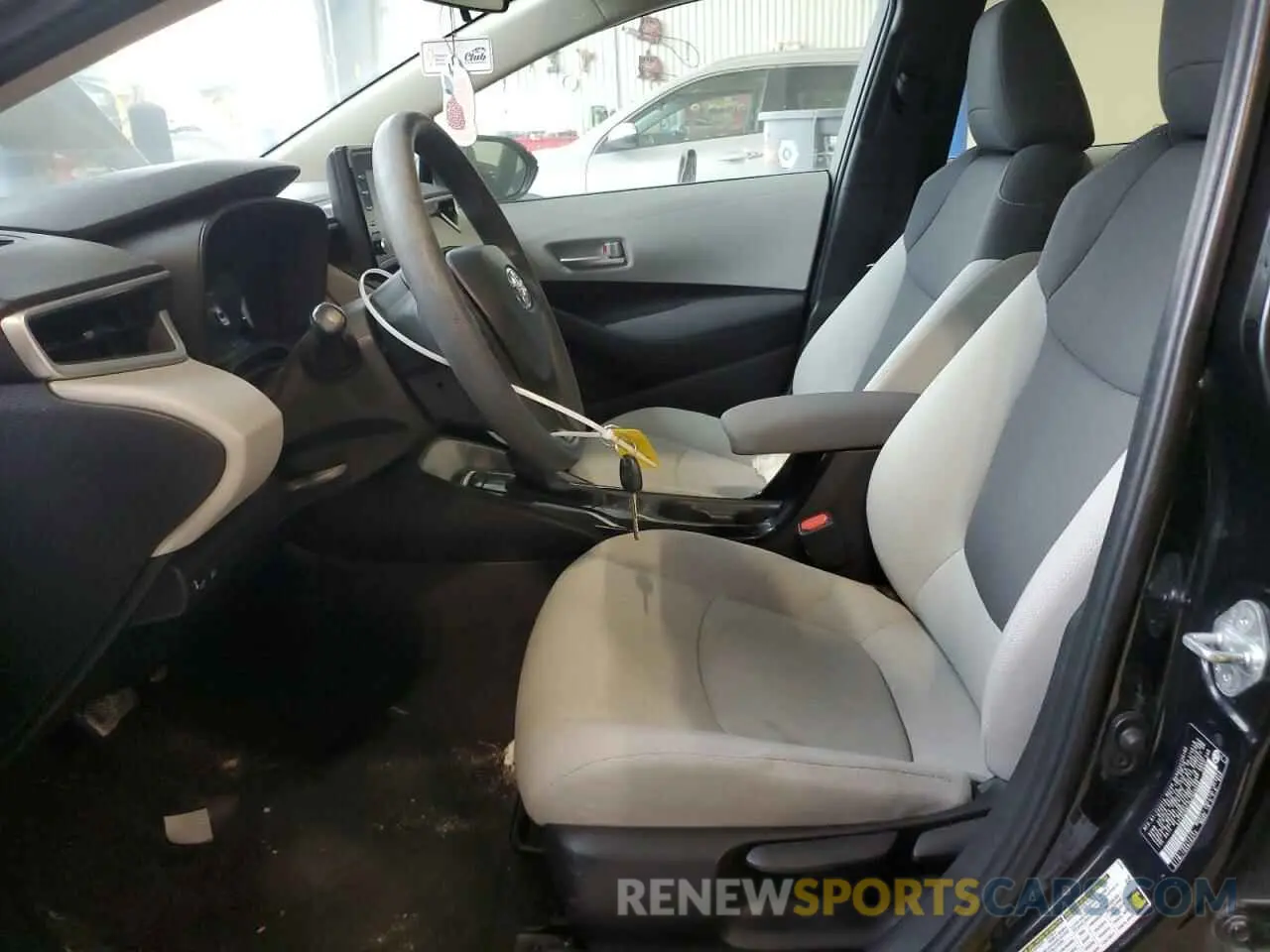 7 fotografías del automóvil dañado 5YFDPRAE3LP059498 TOYOTA COROLLA 2020