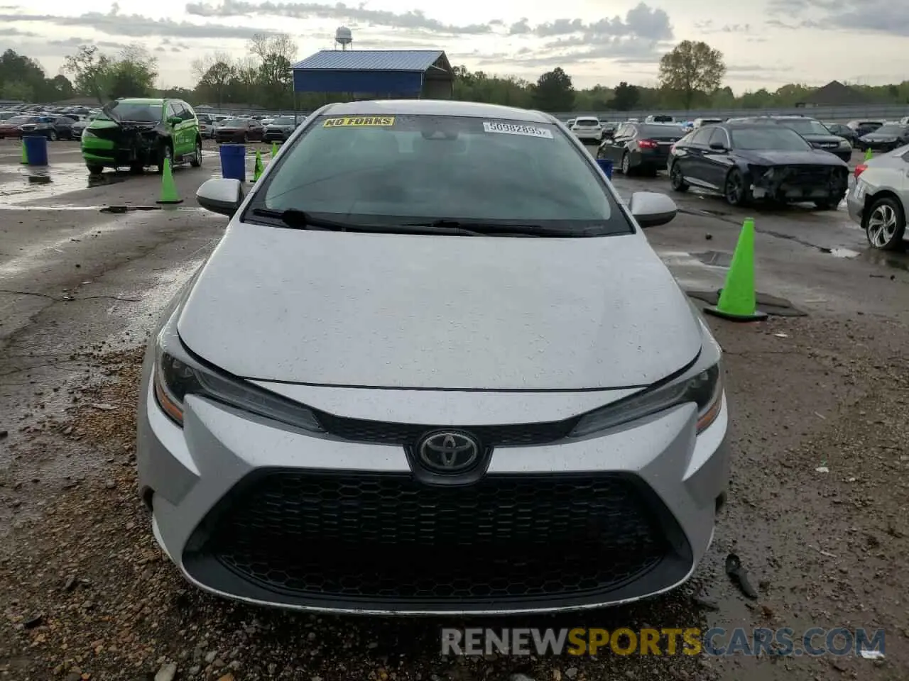 5 fotografías del automóvil dañado 5YFDPRAE3LP074230 TOYOTA COROLLA 2020