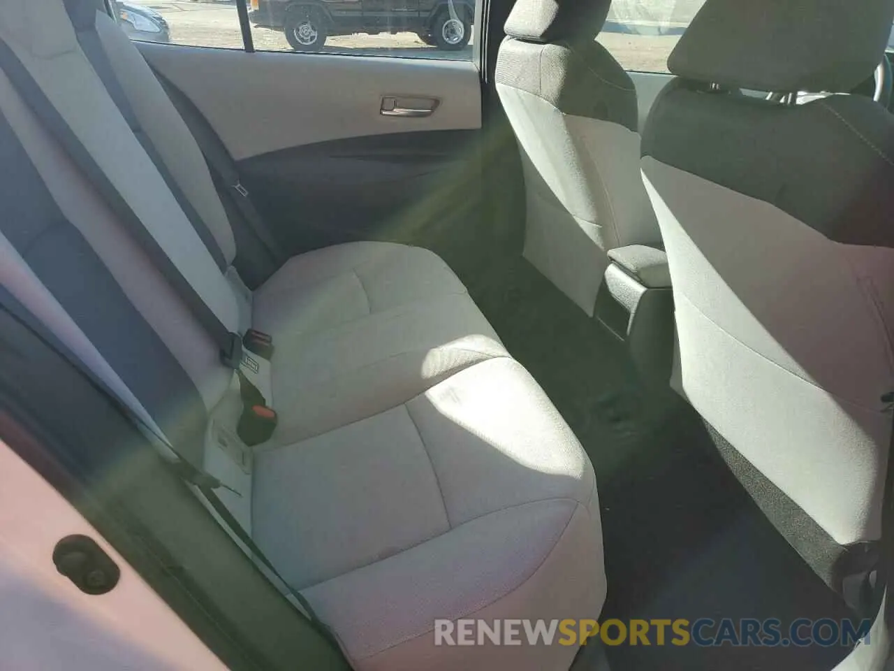 6 fotografías del automóvil dañado 5YFDPRAE3LP098088 TOYOTA COROLLA 2020