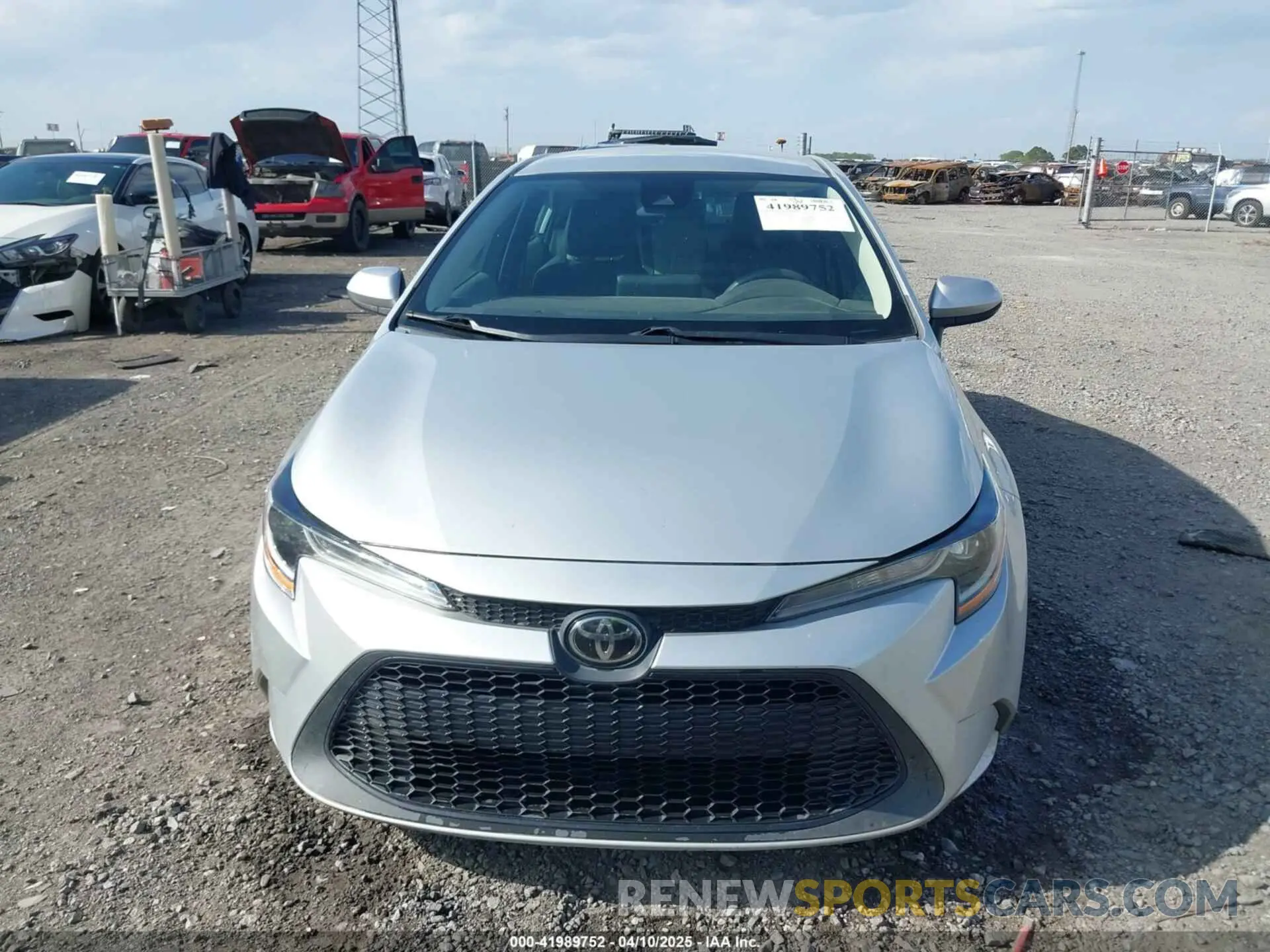 11 fotografías del automóvil dañado 5YFDPRAE6LP026978 TOYOTA COROLLA 2020