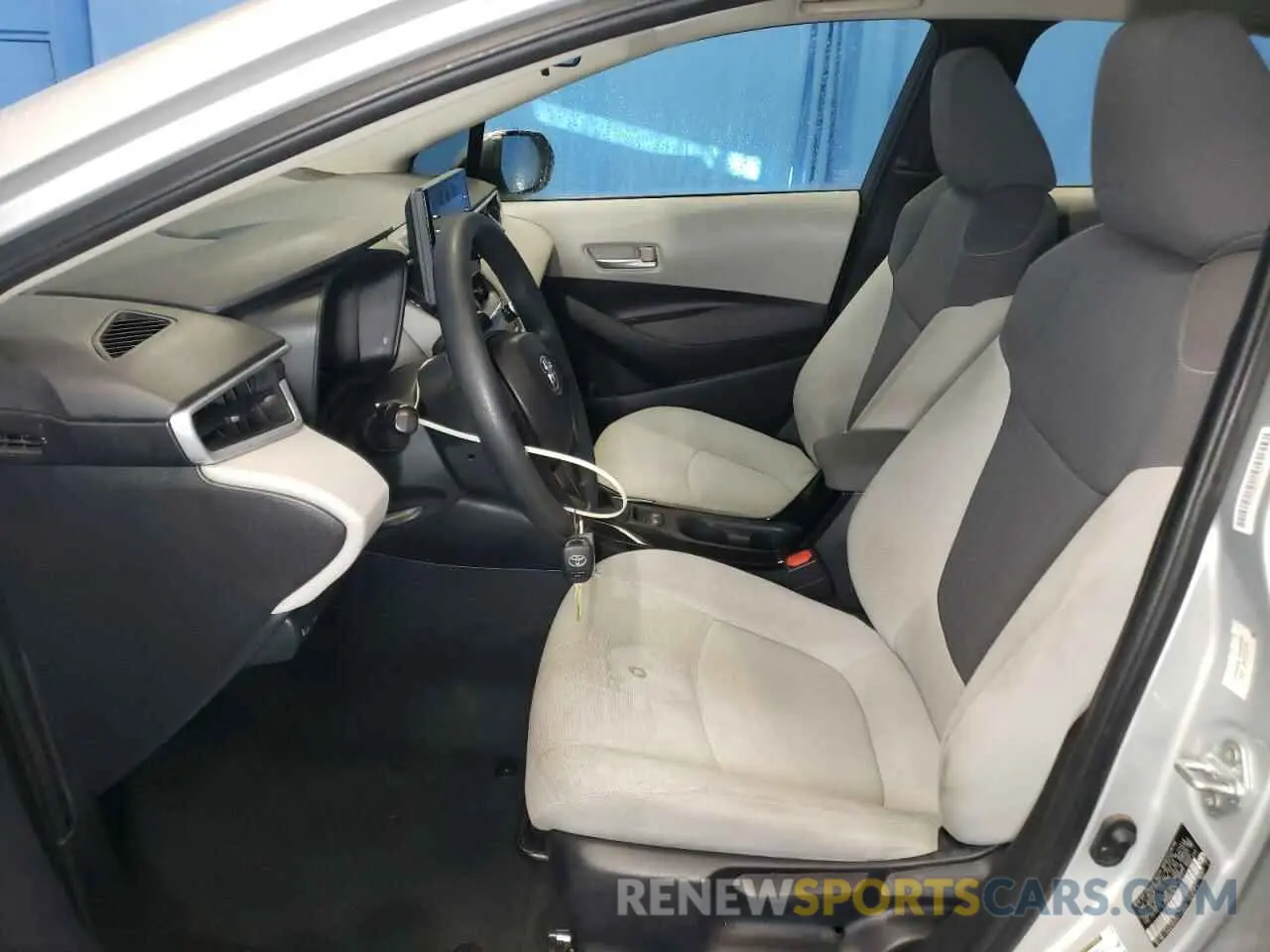 7 fotografías del automóvil dañado 5YFDPRAE6LP116471 TOYOTA COROLLA 2020
