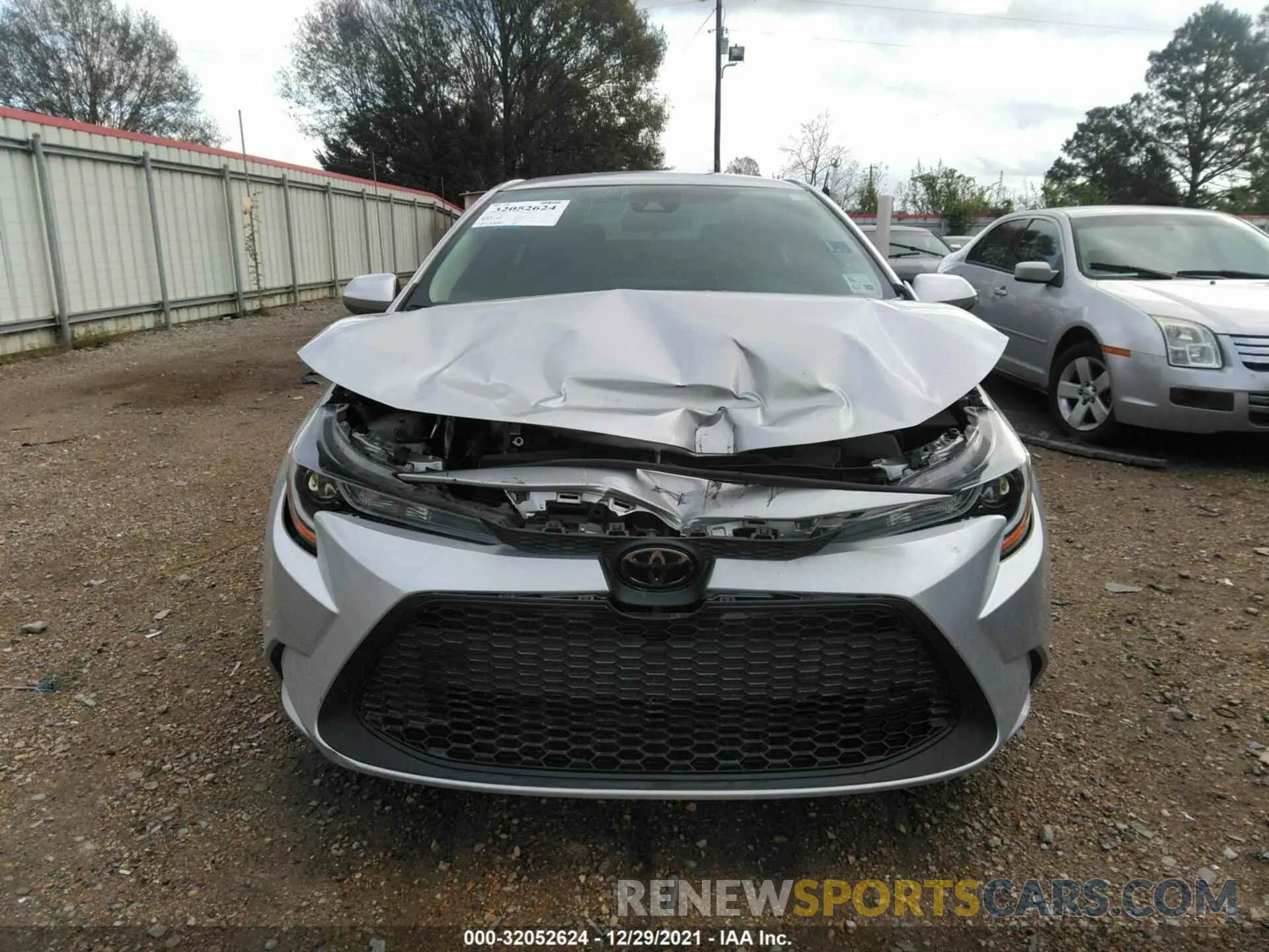 6 fotografías del automóvil dañado 5YFDPRAE7LP034653 TOYOTA COROLLA 2020