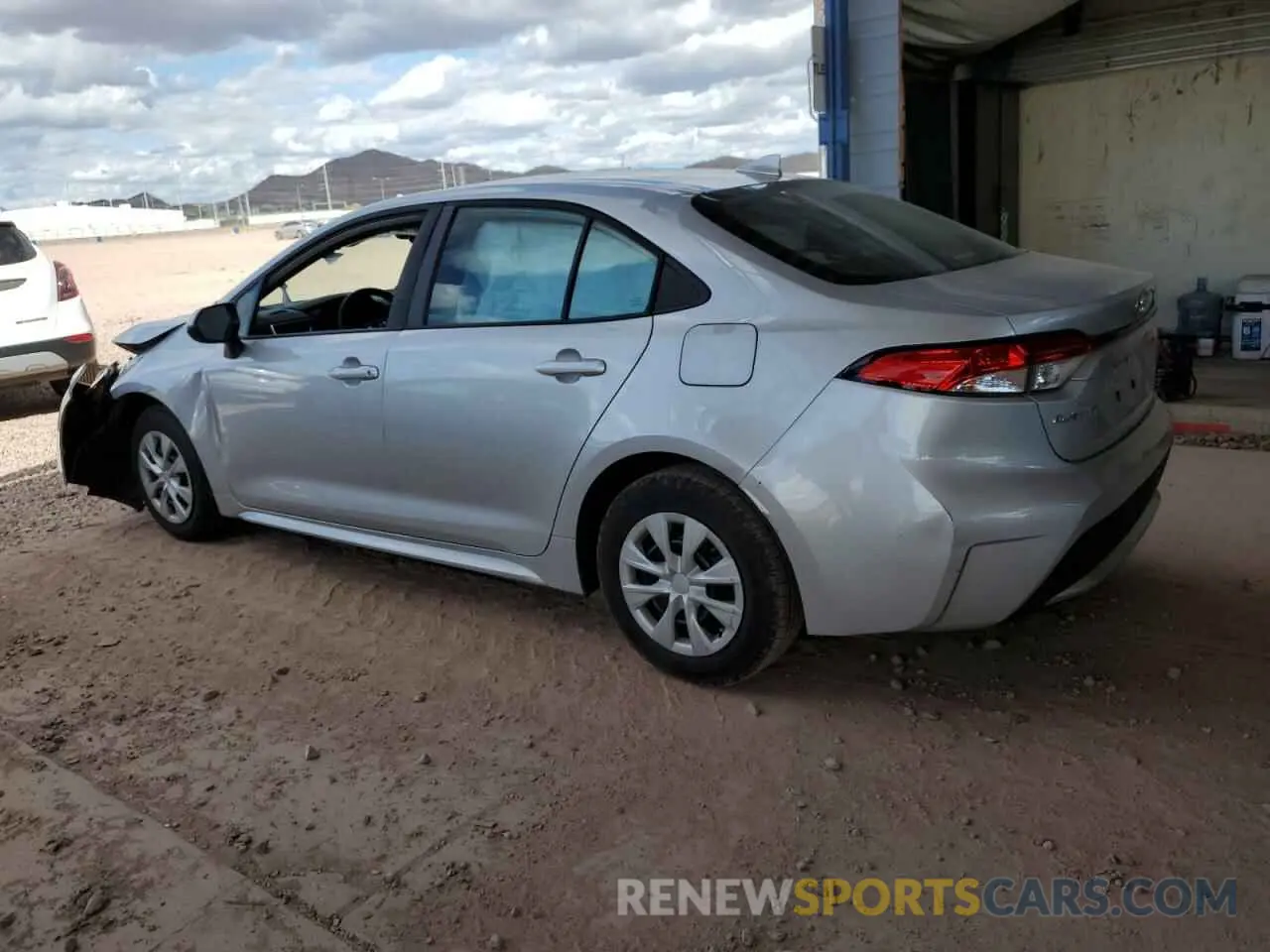 2 fotografías del automóvil dañado 5YFDPRAE7LP072528 TOYOTA COROLLA 2020
