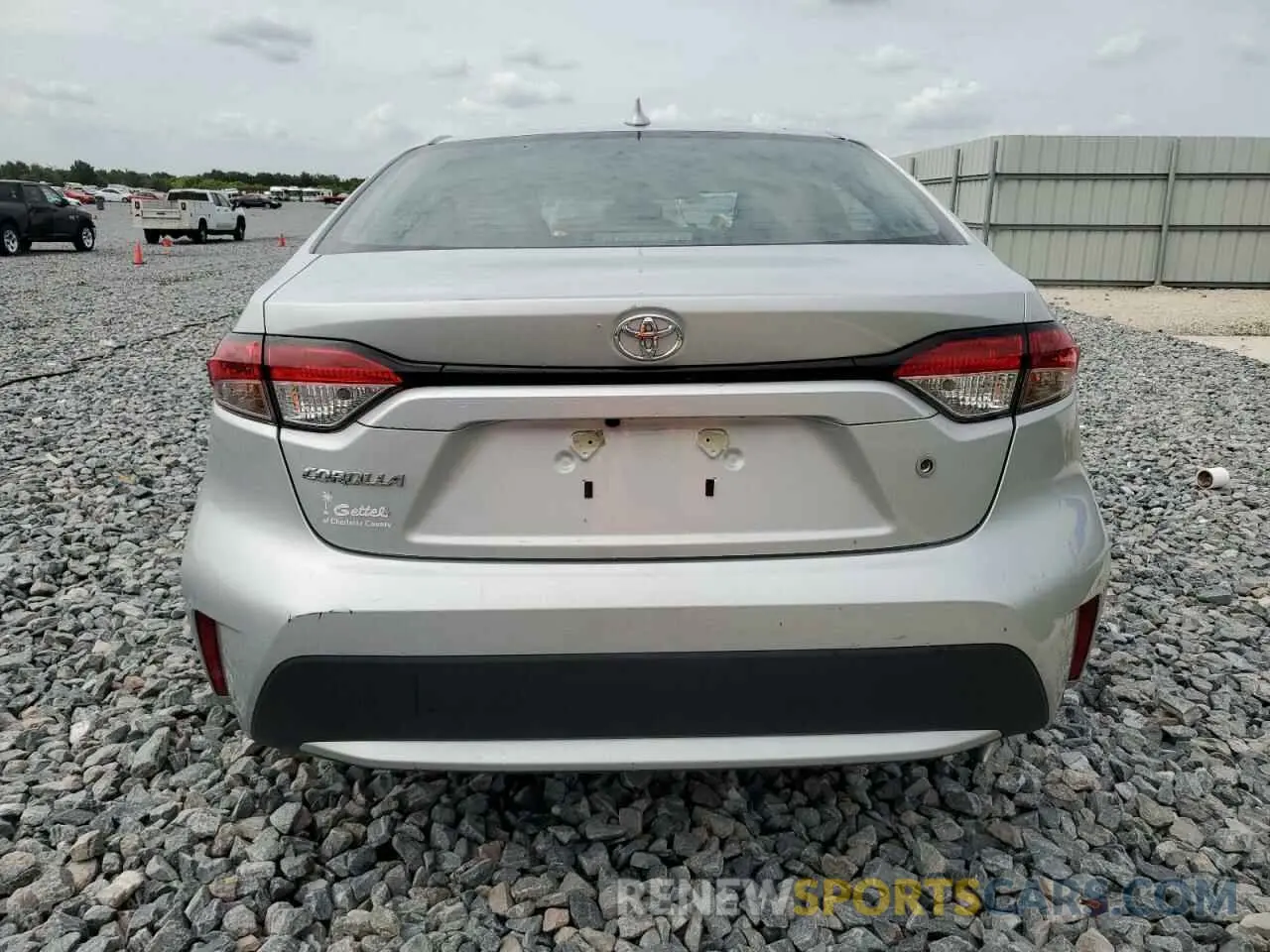 6 fotografías del automóvil dañado 5YFDPRAE8LP091332 TOYOTA COROLLA 2020