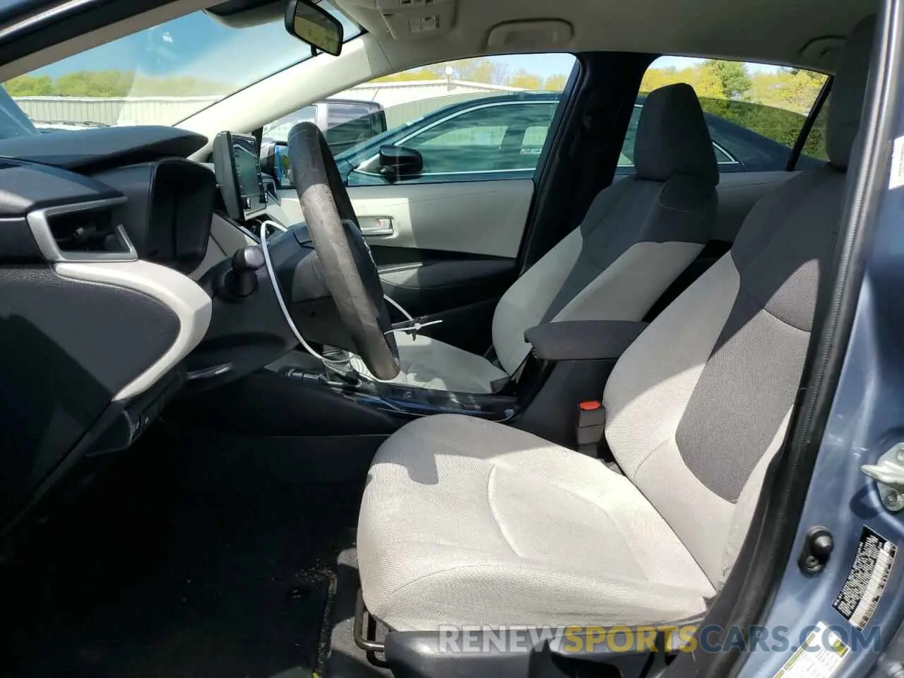 7 fotografías del automóvil dañado 5YFDPRAE9LP045721 TOYOTA COROLLA 2020