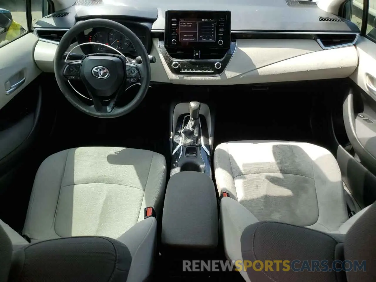 8 fotografías del automóvil dañado 5YFDPRAE9LP045721 TOYOTA COROLLA 2020