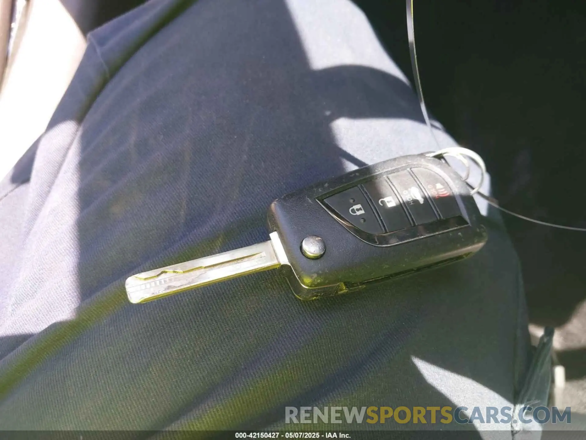 11 fotografías del automóvil dañado 5YFEPRAE0LP004074 TOYOTA COROLLA 2020