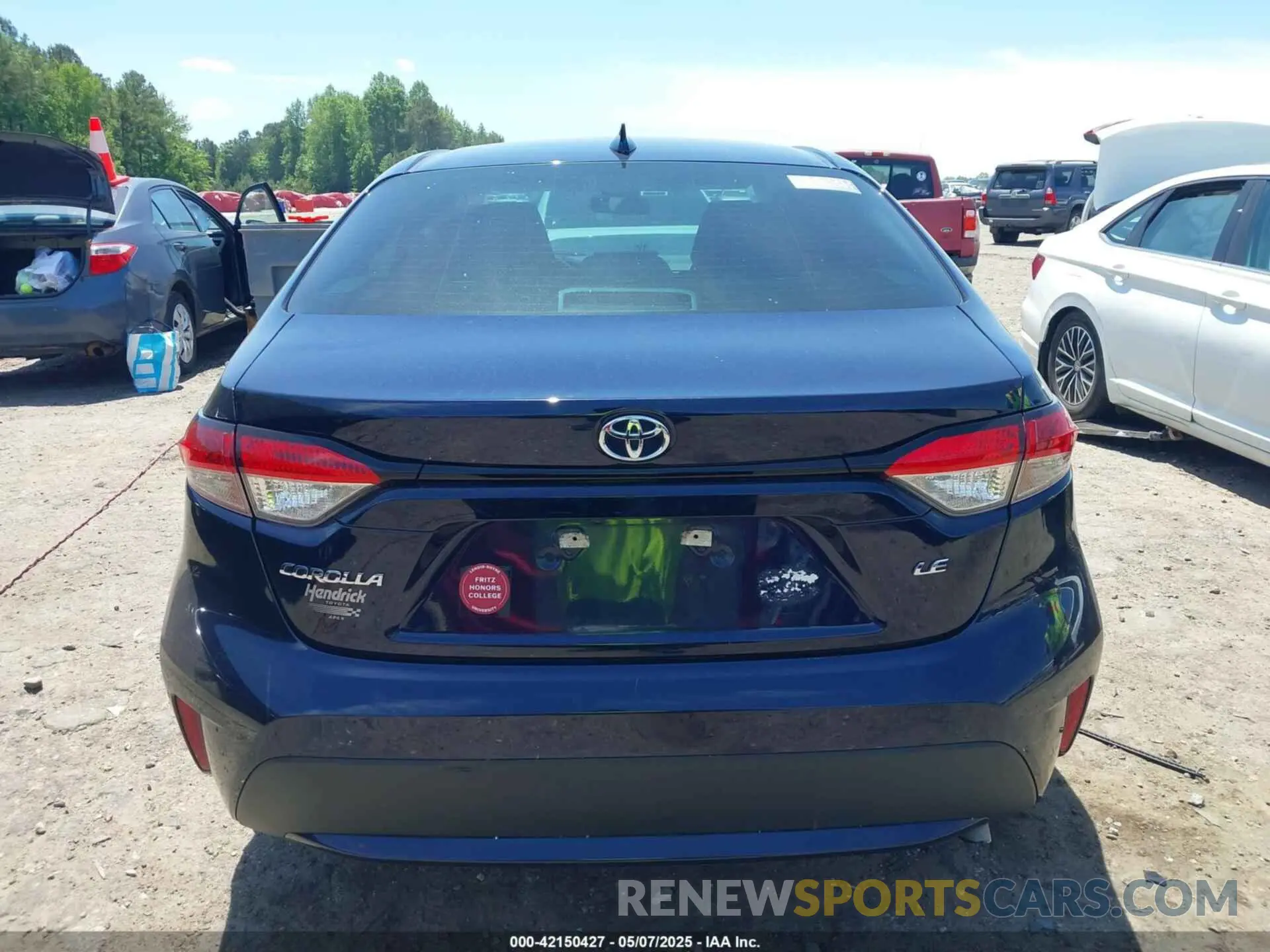 16 fotografías del automóvil dañado 5YFEPRAE0LP004074 TOYOTA COROLLA 2020
