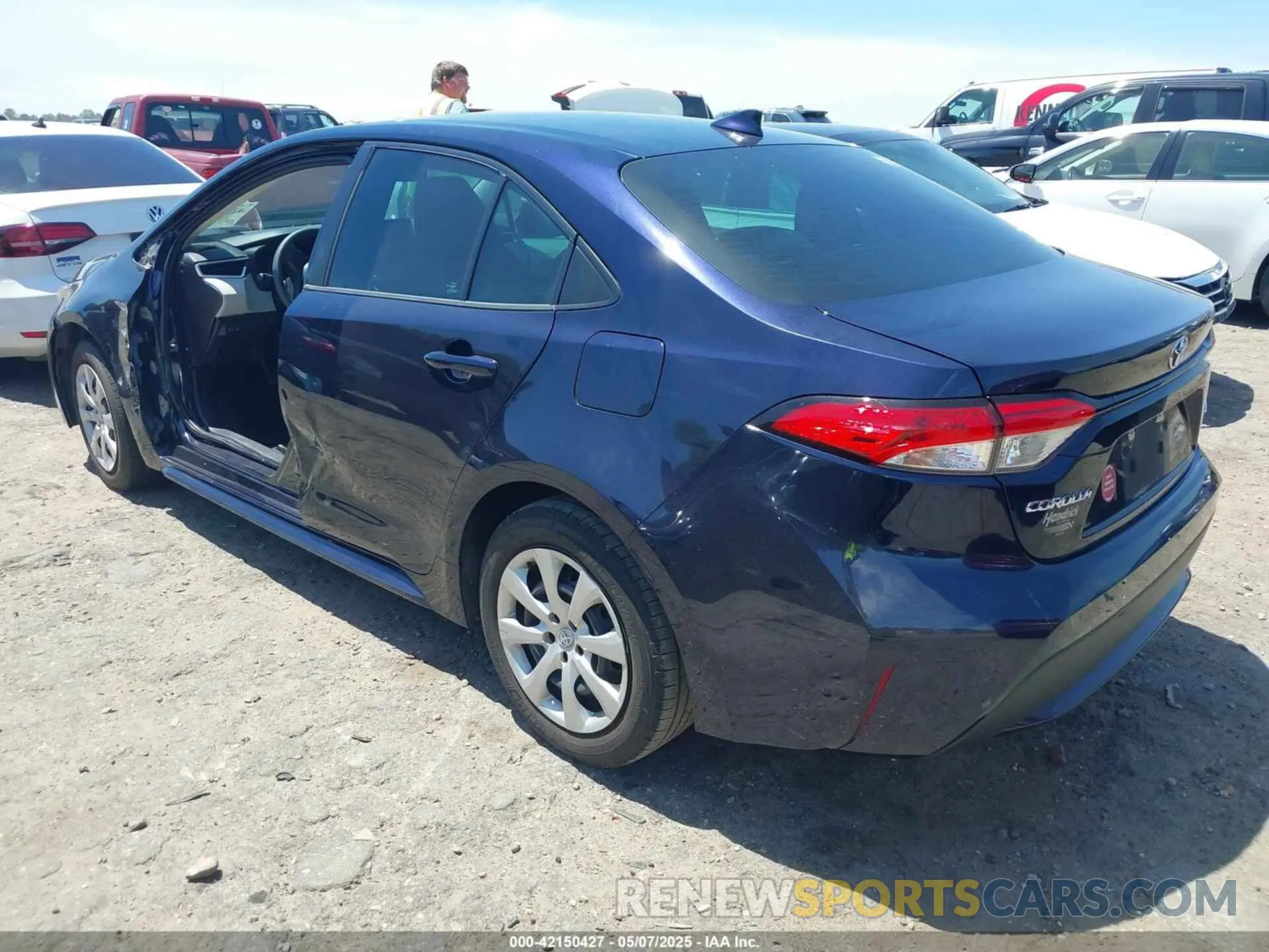 3 fotografías del automóvil dañado 5YFEPRAE0LP004074 TOYOTA COROLLA 2020
