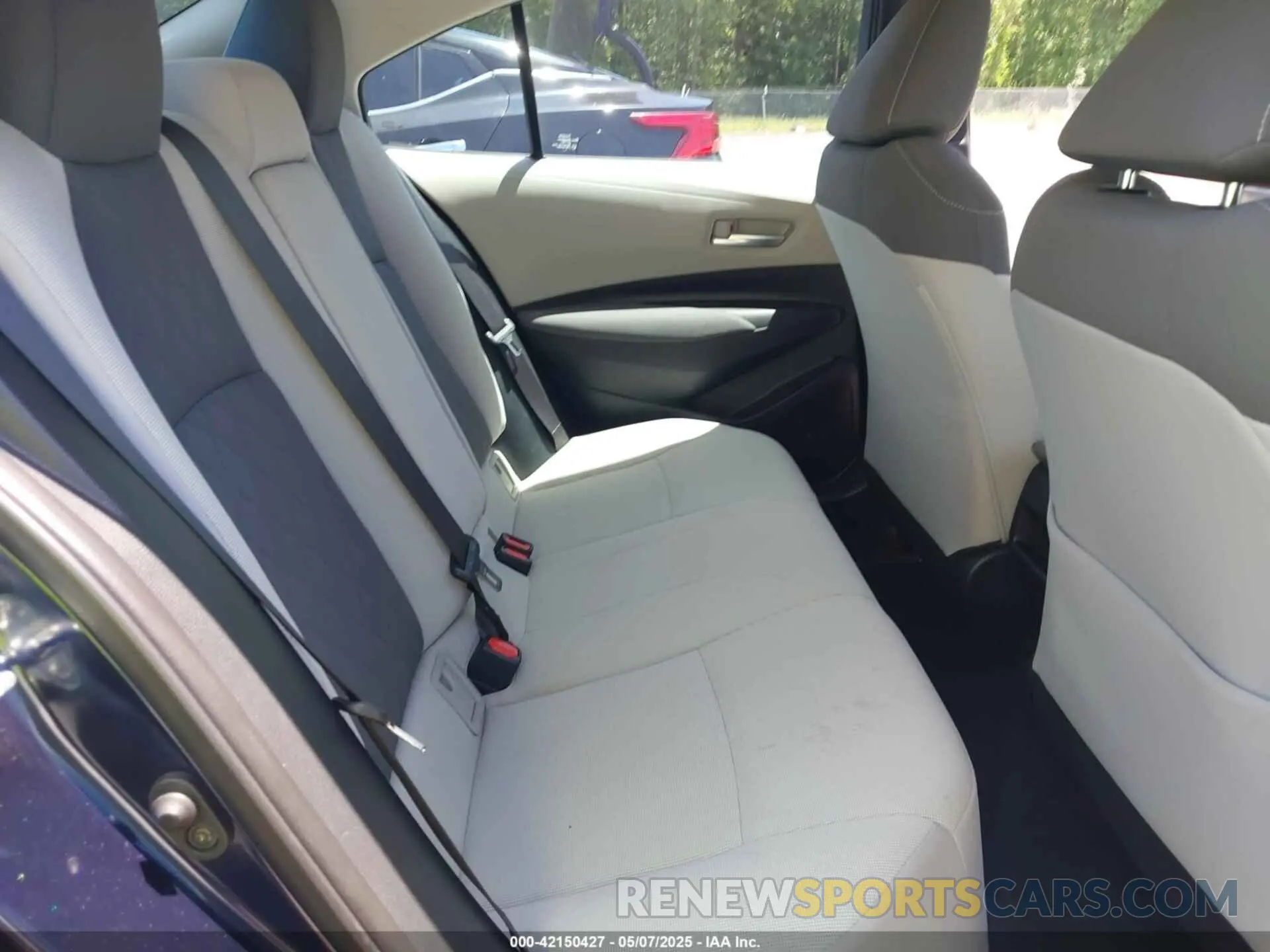 8 fotografías del automóvil dañado 5YFEPRAE0LP004074 TOYOTA COROLLA 2020