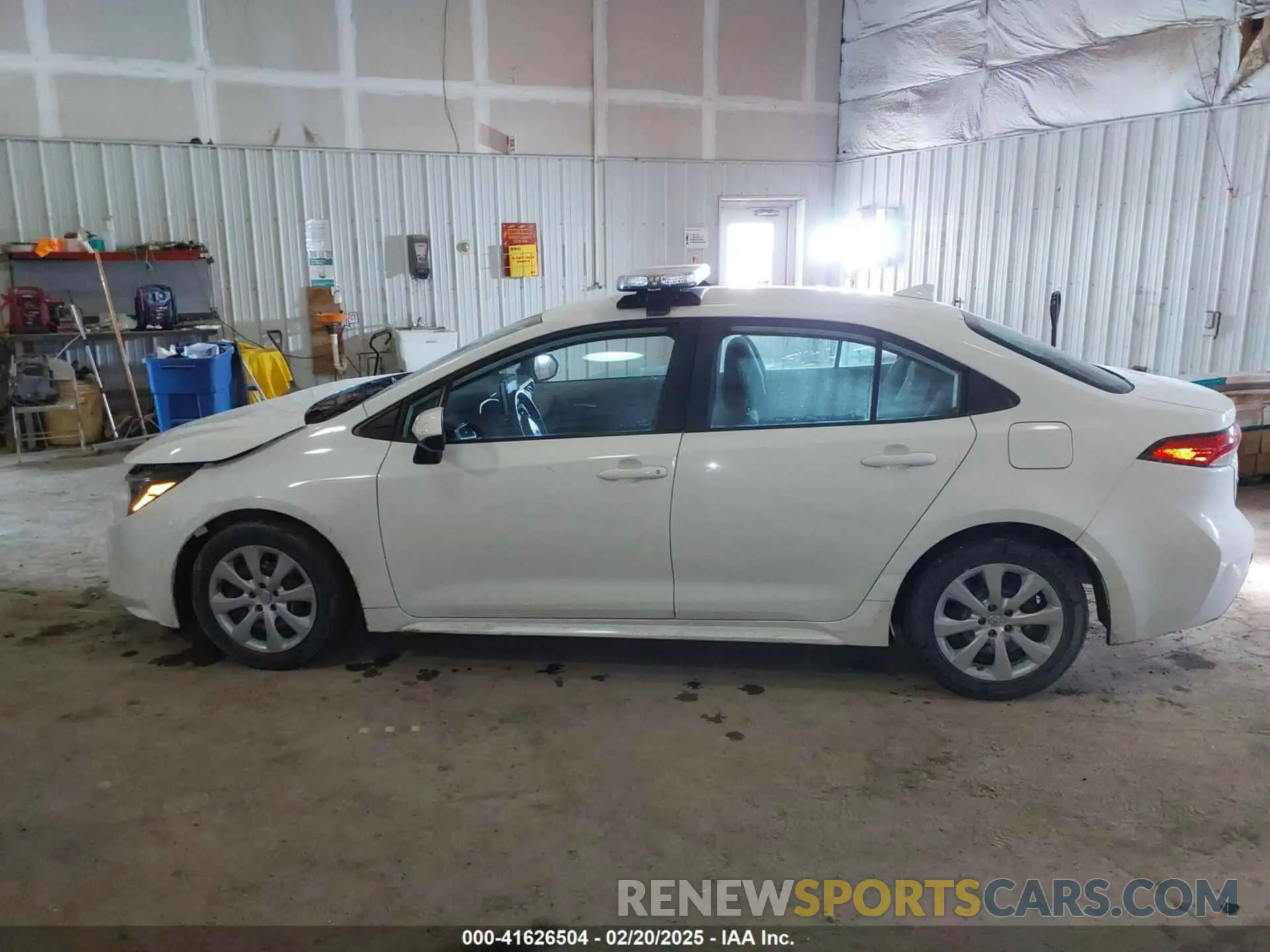 14 fotografías del automóvil dañado 5YFEPRAE0LP029671 TOYOTA COROLLA 2020