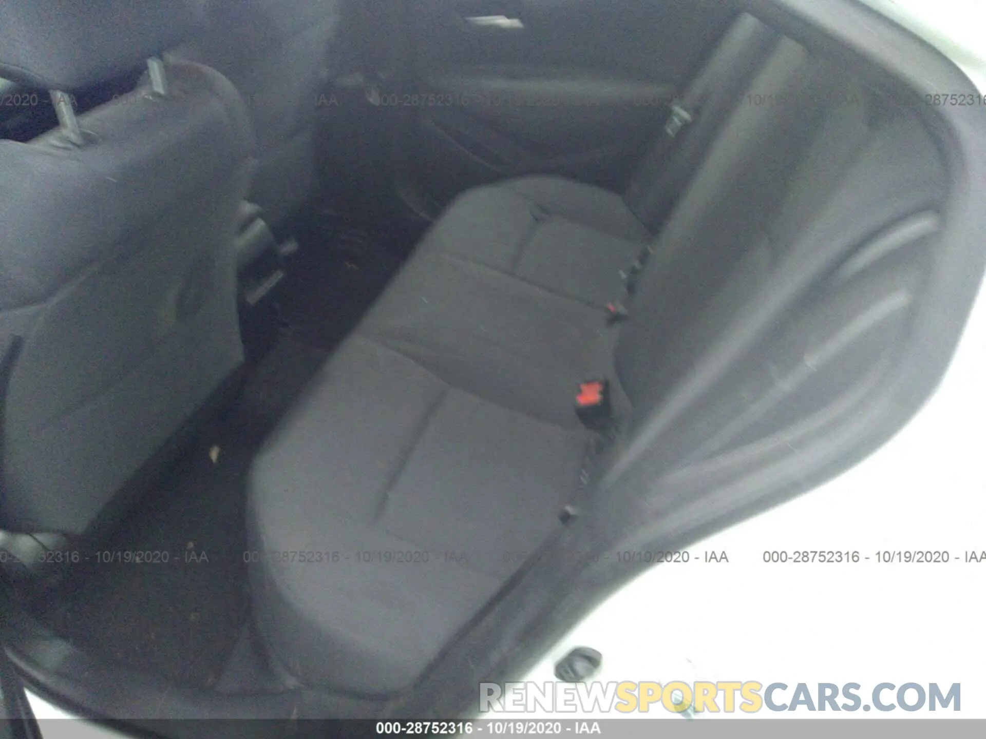 8 fotografías del automóvil dañado 5YFEPRAE0LP030965 TOYOTA COROLLA 2020