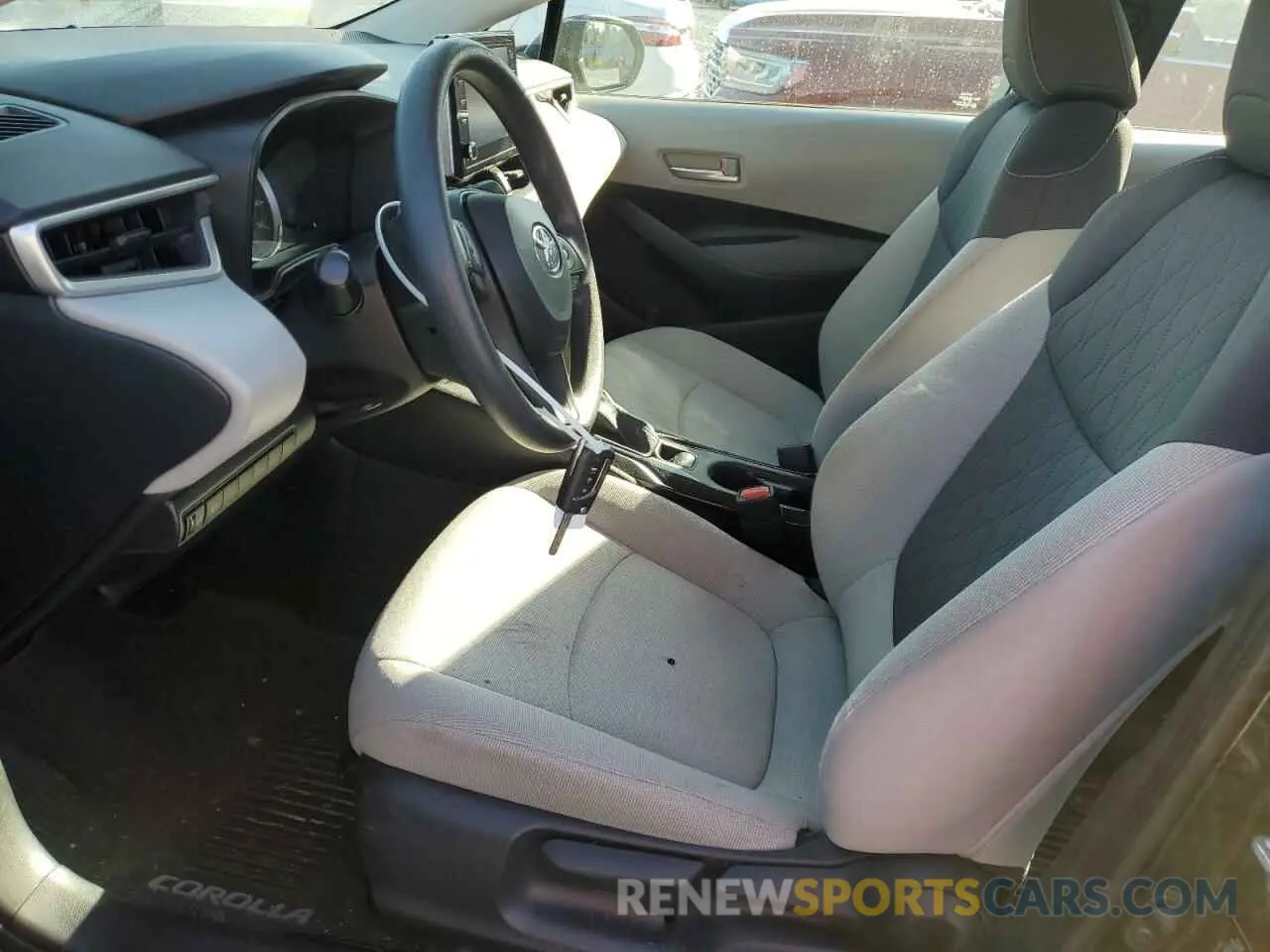 7 fotografías del automóvil dañado 5YFEPRAE0LP034787 TOYOTA COROLLA 2020