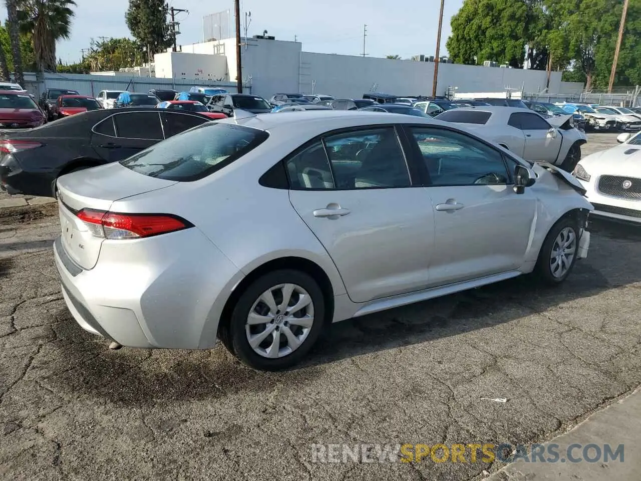 3 fotografías del automóvil dañado 5YFEPRAE0LP041318 TOYOTA COROLLA 2020