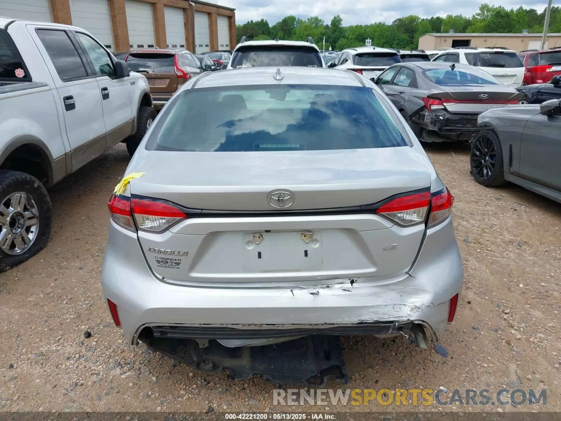 15 fotografías del automóvil dañado 5YFEPRAE0LP050018 TOYOTA COROLLA 2020