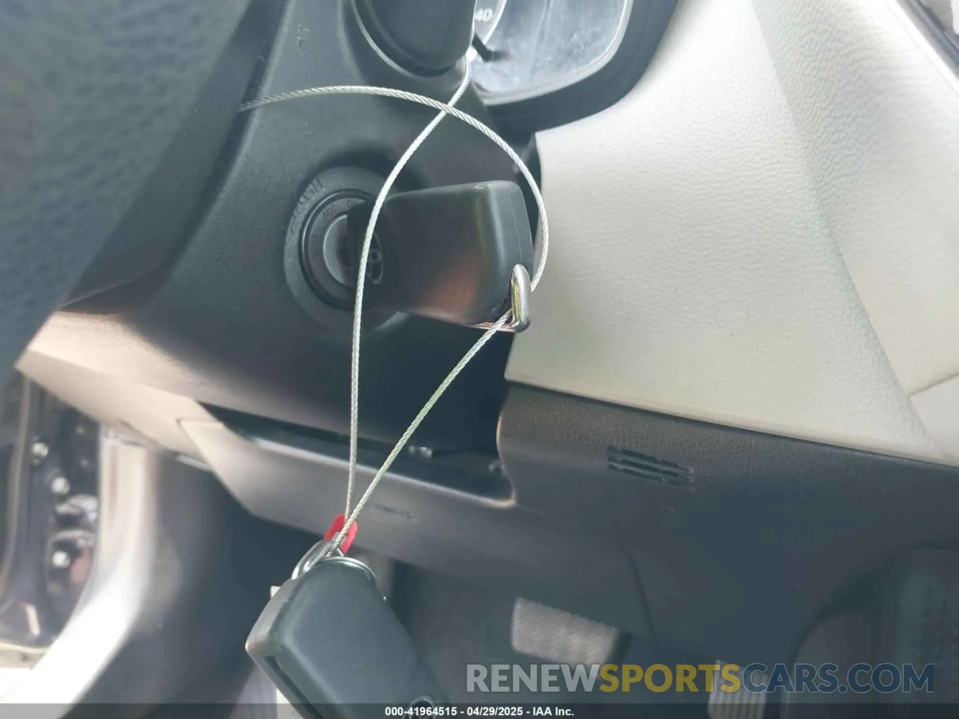 11 fotografías del automóvil dañado 5YFEPRAE0LP073119 TOYOTA COROLLA 2020
