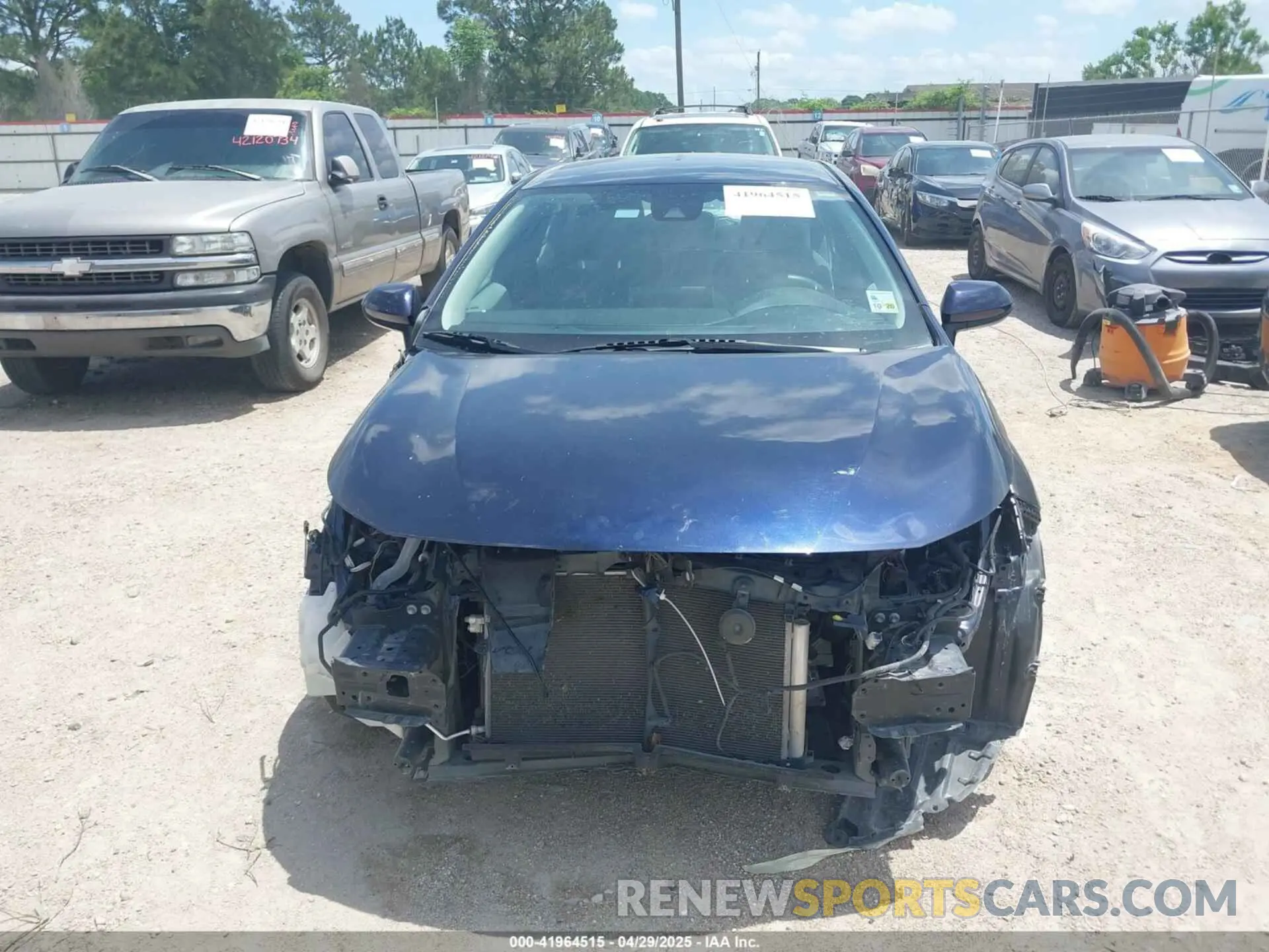 12 fotografías del automóvil dañado 5YFEPRAE0LP073119 TOYOTA COROLLA 2020